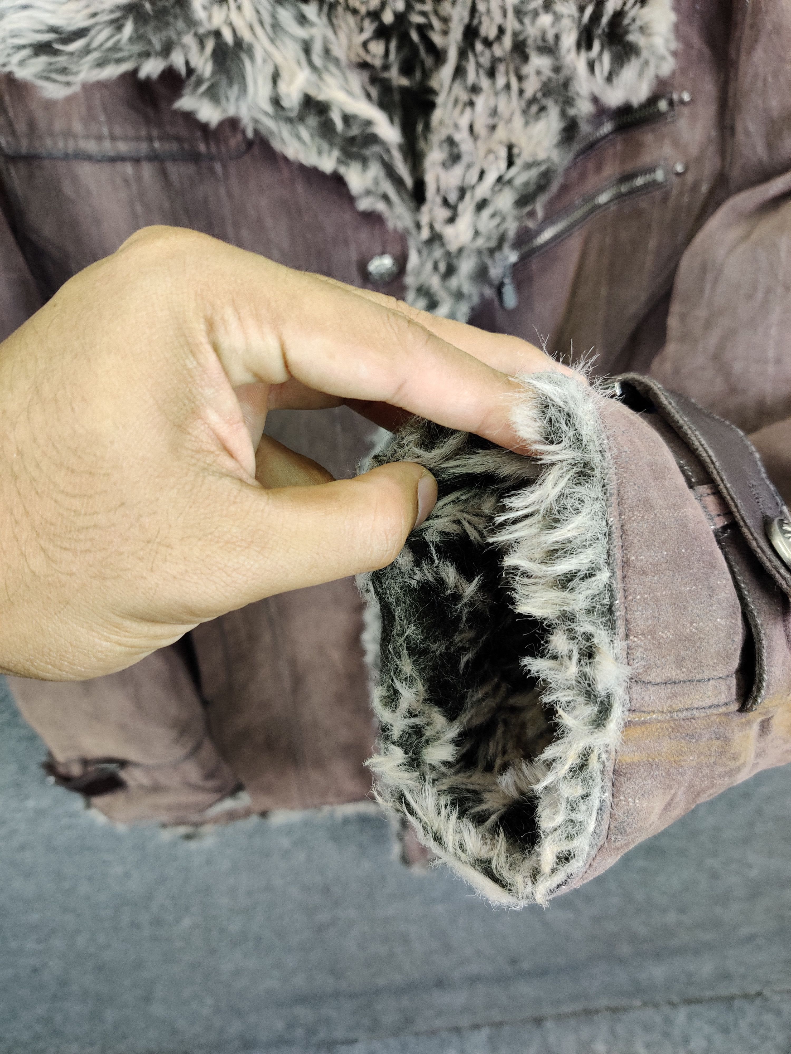 Mossimo Vintage Mossimo Shearling Fur Studded Jacket Size US L / EU 52-54 / 3 - 14 Thumbnail