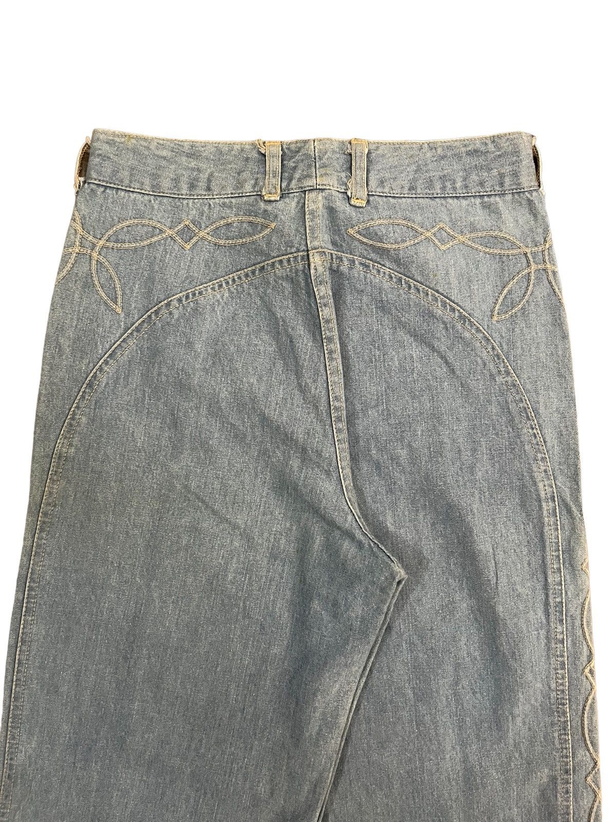 Japanese Brand Vintage Japanese Brand Lace Spiral Design Flare Jeans Size 24" / US 00 / IT 34 - 4 Thumbnail
