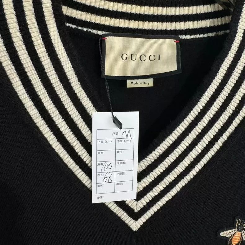 Gucci Gucci Little bee embroidered logo wool sweater 2501-Nextarr Size US M / EU 48-50 / 2 - 2 Thumbnail