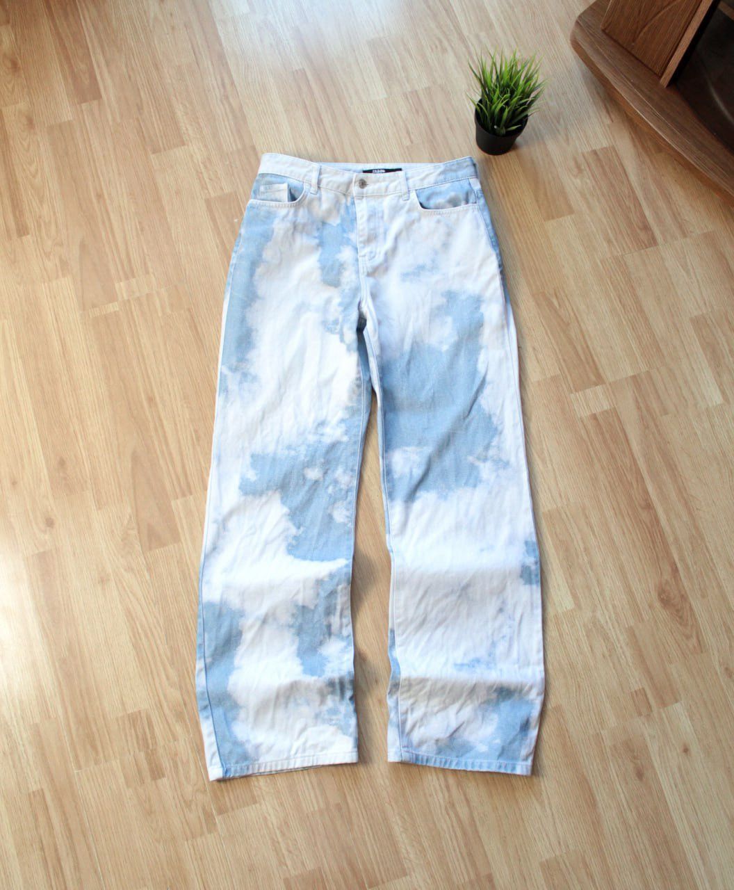 Jaded London 🔥 Jaded London Cloud Wash High-Waisted Jeans Denim Y2K Pants Size 30" / US 8 / IT 44 - 1 Thumbnail