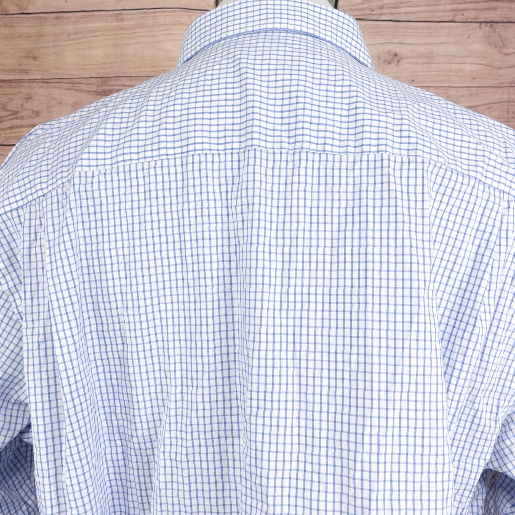 Van Heusen Van Heusen Traveler Shirt Mens XL 17-17.5 Blue Check Long Sleeve Button Up Size US XL / EU 56 / 4 - 5 Thumbnail