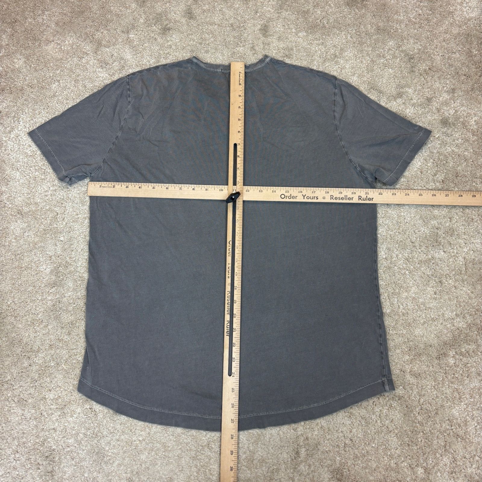 Buck Mason Buck Mason Distressed Curved Hem Short Sleeve Shirt Men's L Size US L / EU 52-54 / 3 - 3 Thumbnail
