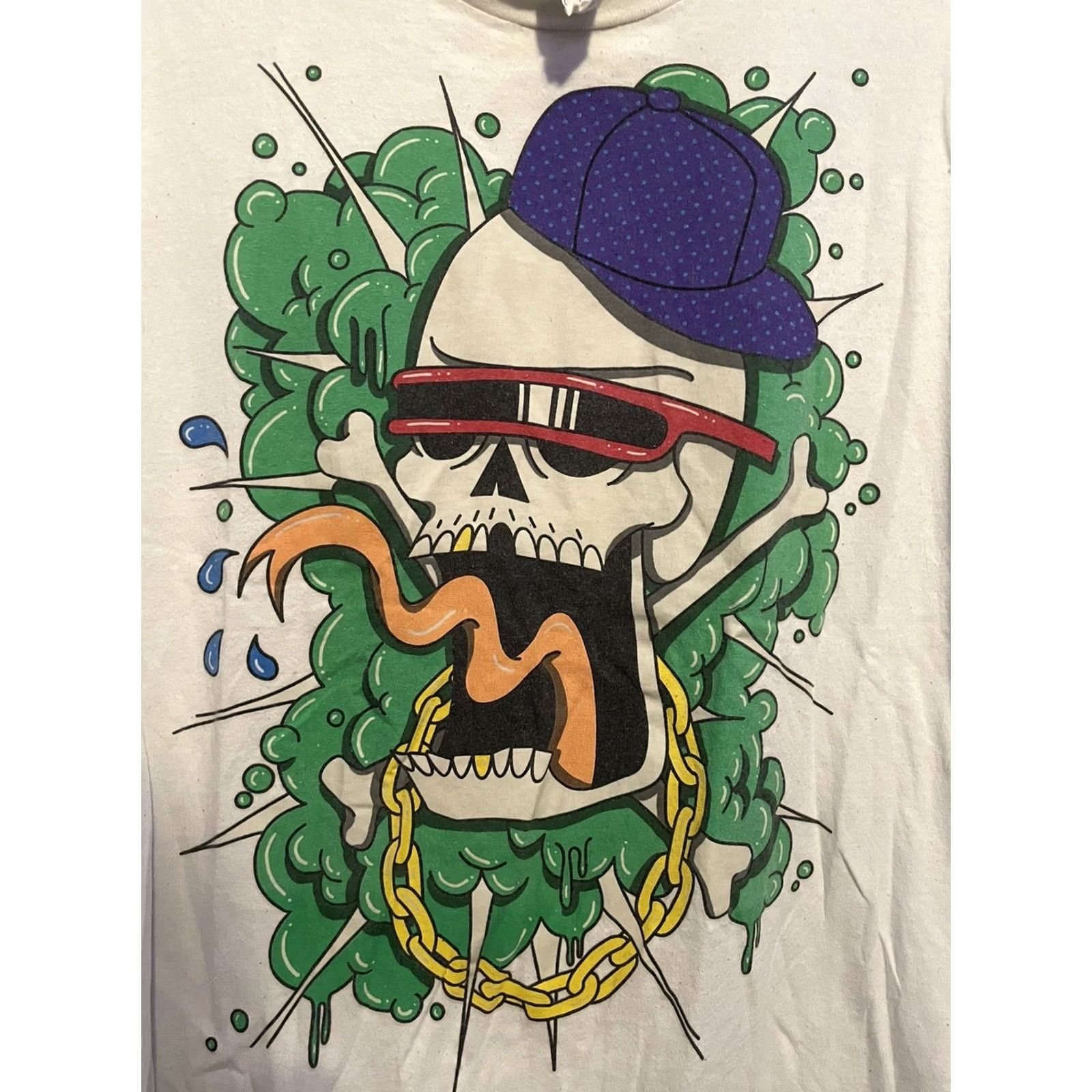 Gildan VINTAGE Gildan T-Shirt Cartoon Skull Shirt Men 1980s White Size L Short Sleeve Crew Neck Graphic Print Million Pit to Pit 21” Length 28” Size US L / EU 52-54 / 3 - 2 Thumbnail