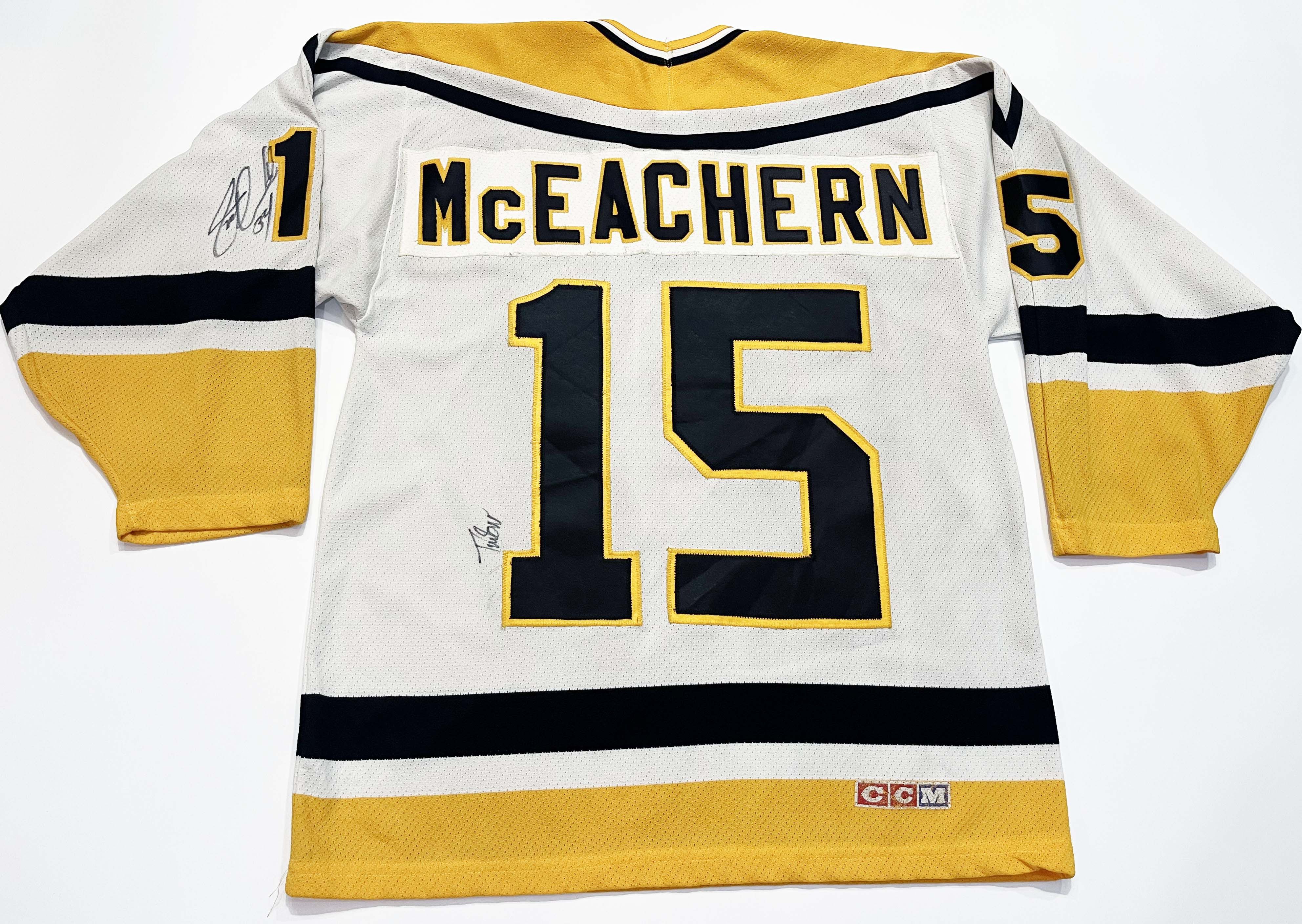 Ccm Vtg CCM Pittsburgh Penguins McEACHERN #15 NHL Hockey Jersey Size US M / EU 48-50 / 2 - 4 Thumbnail
