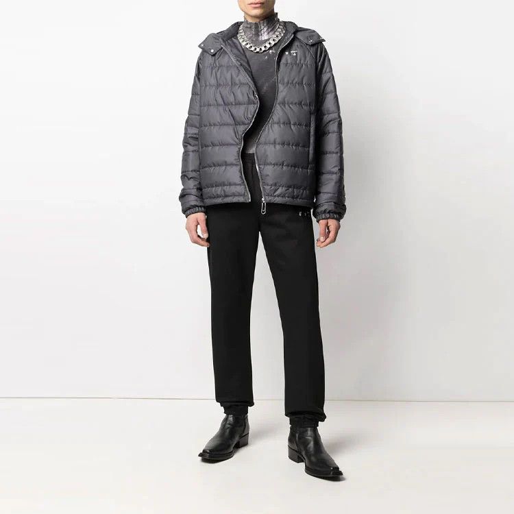 Off-White o1gr1nt0125 Twist Zip Puffer Jacket in Black Size US XS / EU 42 / 0 - 3 Thumbnail