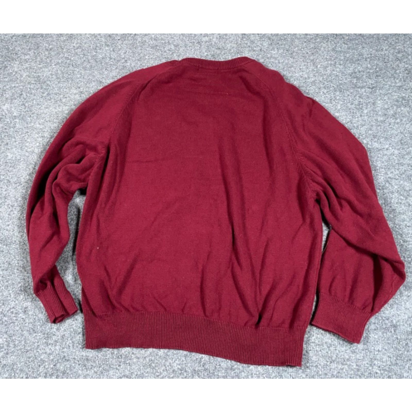 Izod VINTAGE 90s IZOD V-Neck Sweater Adult Large Dark Red Cotton Pullover Knit Mens Size US L / EU 52-54 / 3 - 2 Thumbnail