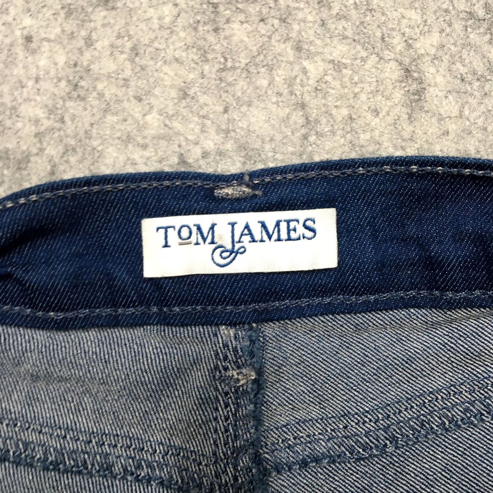 Delta Tom James Jeans Blue Delta Mens 30x33 Denim Medium Wash Regular 5-Pocket USA Font tag note: size approximated by measurements Vintage No Shirt? Size US 30 / EU 46 - 5 Thumbnail