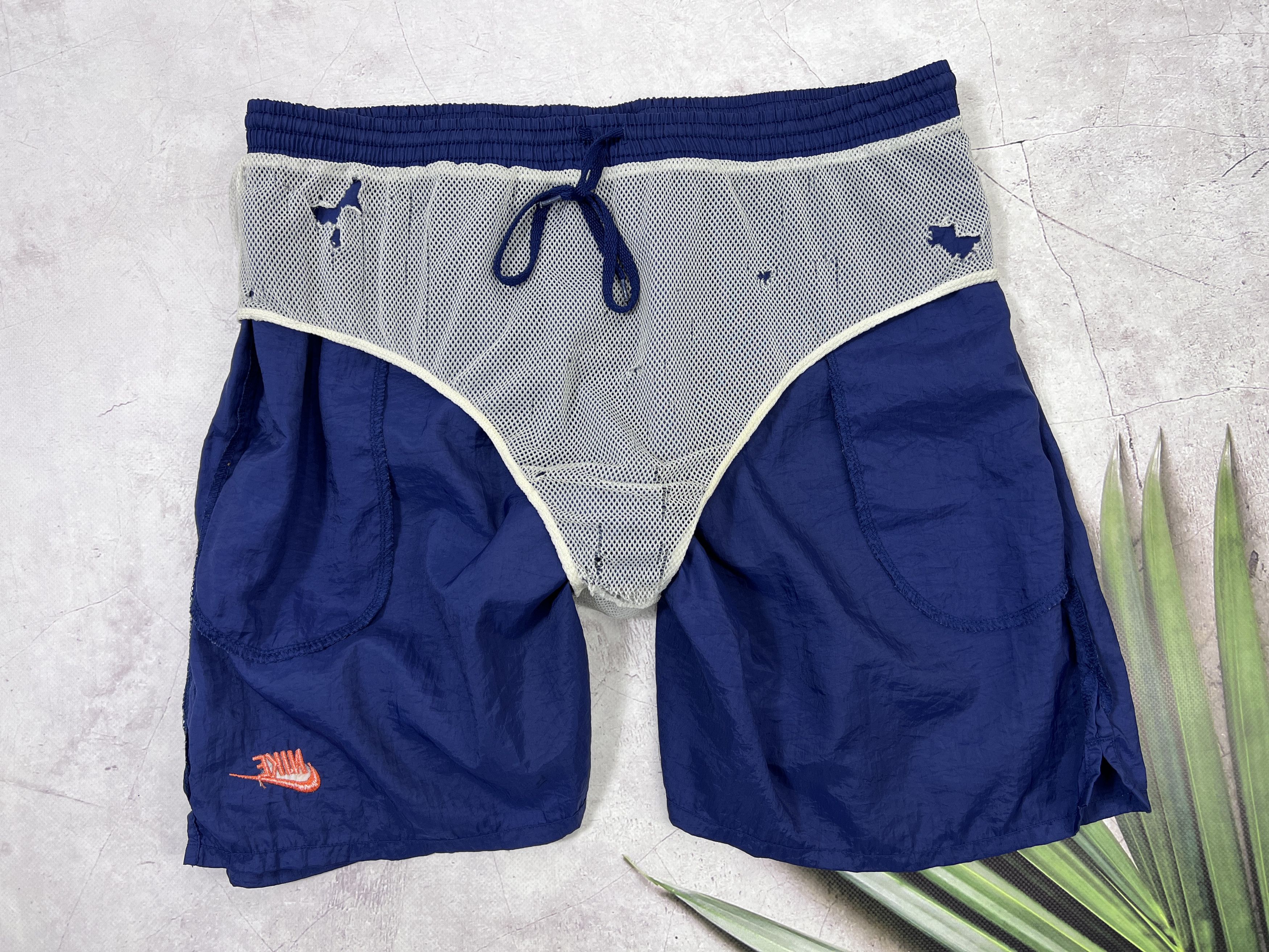 Nike × Vintage Vintage Nike Shorts Swoosh Logo Dark Blue Size US 36 / EU 52 - 13 Thumbnail