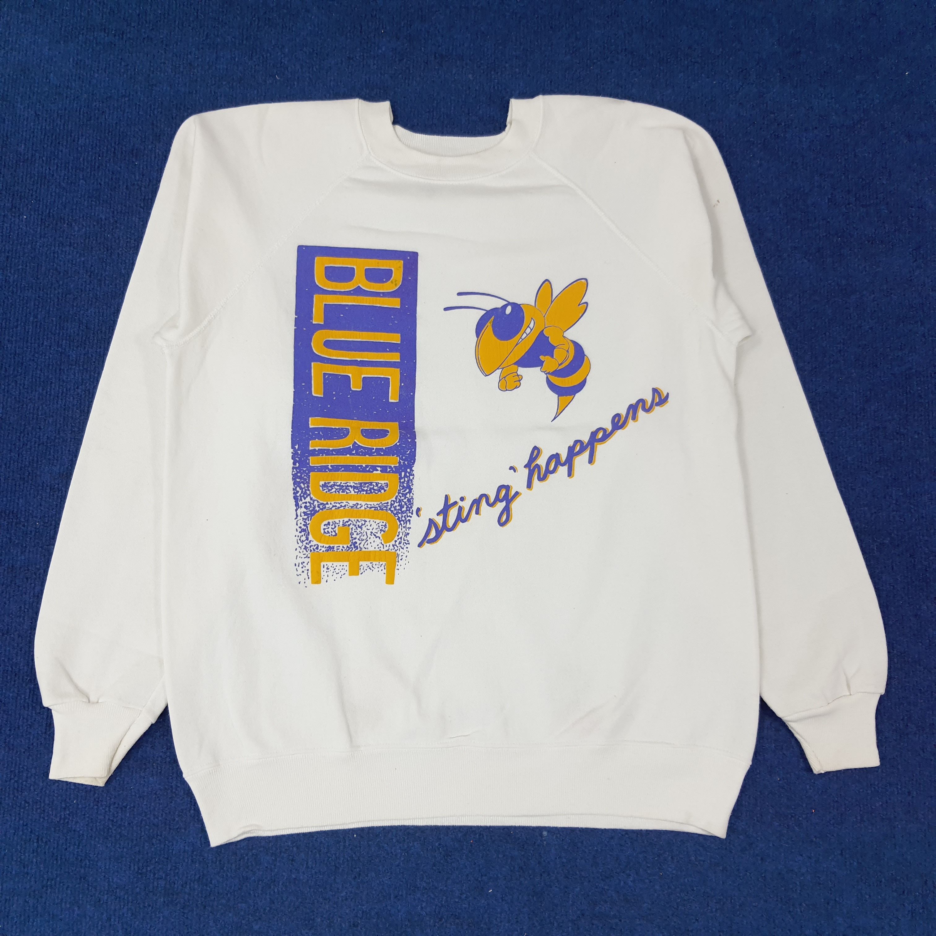 Vintage Vintage Blue Ridge Sting Happens Sports Sweatshirt C222N8 Size US M / EU 48-50 / 2 - 1 Thumbnail
