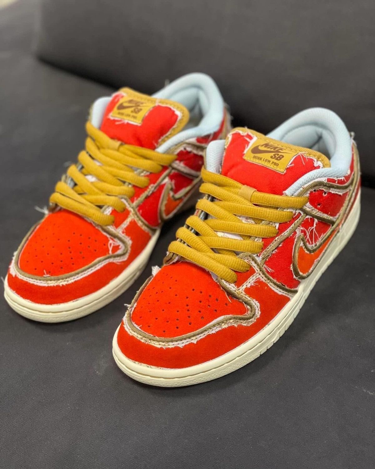 Nike Nike SB Dunk city of style Size US 10 / EU 43 - 13 Thumbnail