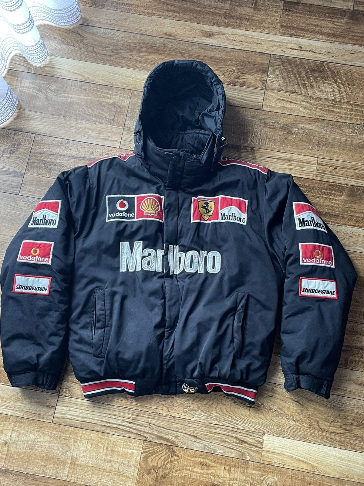 Ferrari 🔥FERARRI PUFFER Racing, Vintage, Down jacket, Marlboro. Size US XXL / EU 58 / 5 - 2 Thumbnail