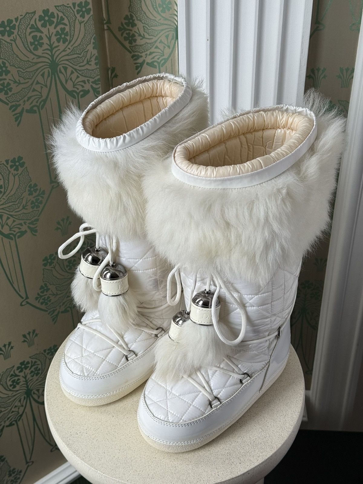 Dior DIOR Moon Boots Fur Snow White by John Galliano Size: 35-37 Size US 6 / IT 36 - 3 Thumbnail
