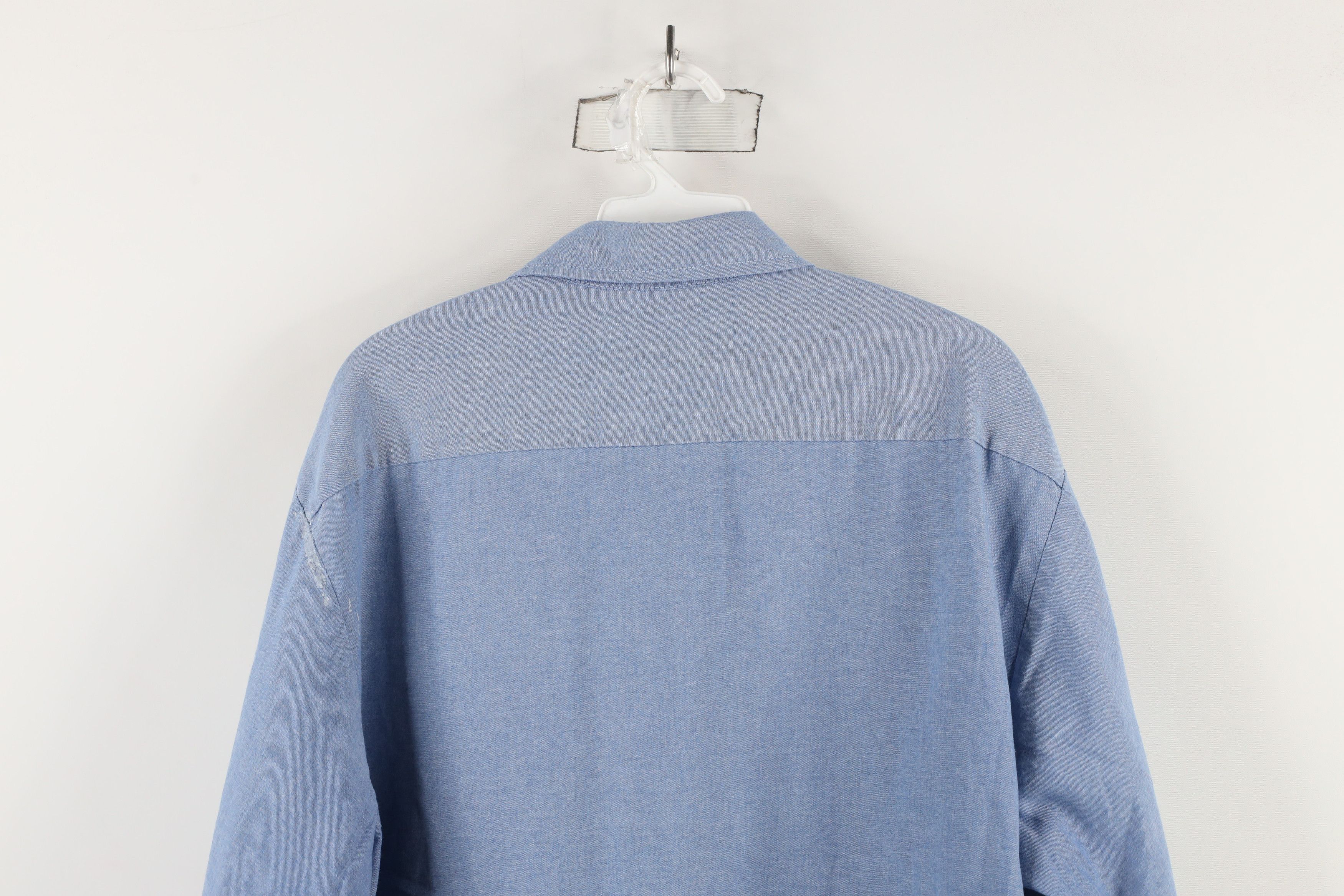 Vintage Vintage 90s Streetwear Chambray Work Button Shirt Blue Size US L / EU 52-54 / 3 - 12 Thumbnail