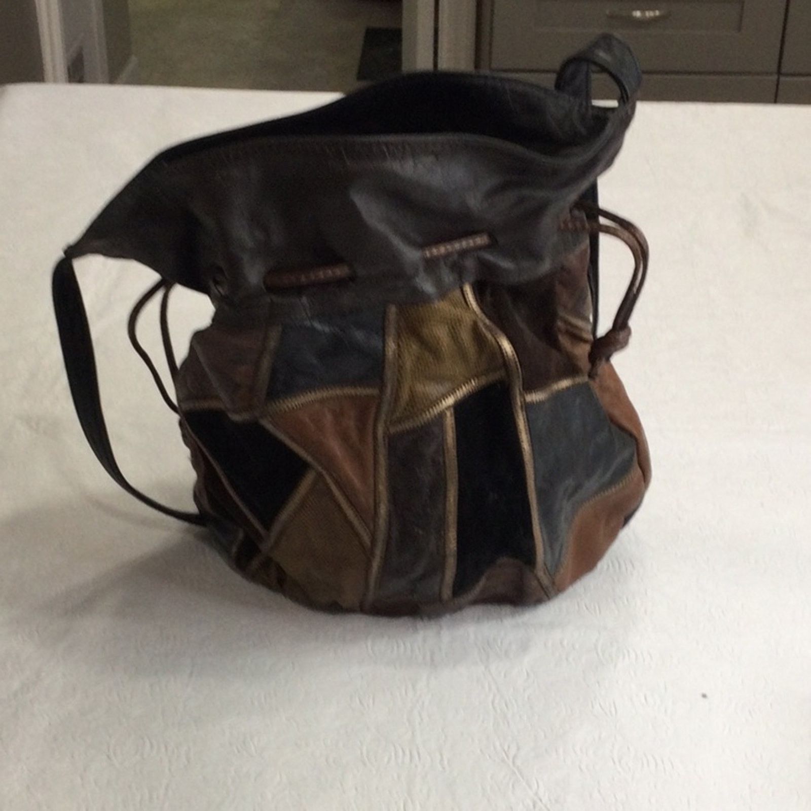 Other Vintage 70's Leather & Patchwork Crossbody Bucket Purse Size ONE SIZE - 7 Thumbnail