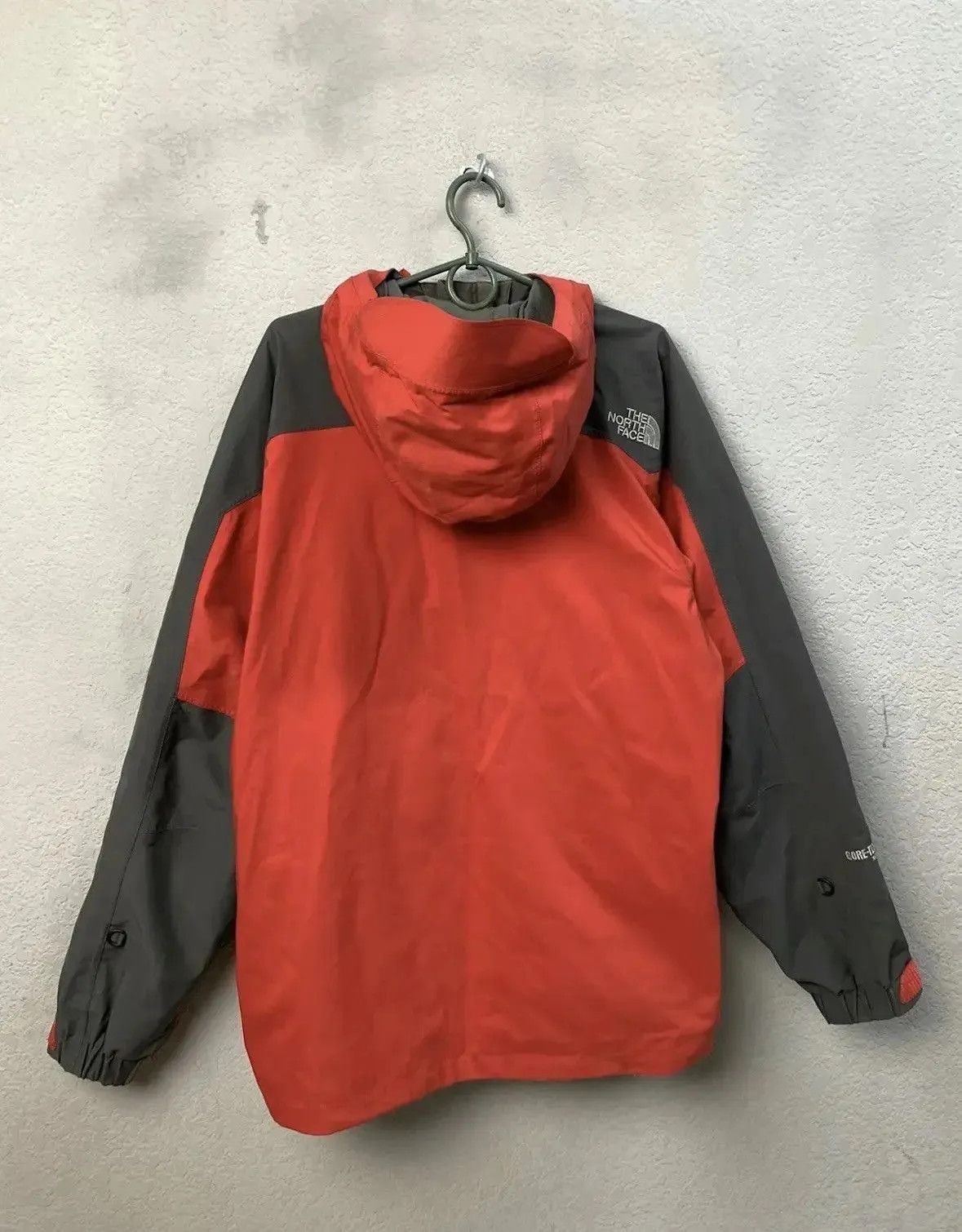 Goretex vintage Gore Tex The north face Jacket Hyvent TNF raincoat Size US M / EU 48-50 / 2 - 4 Thumbnail