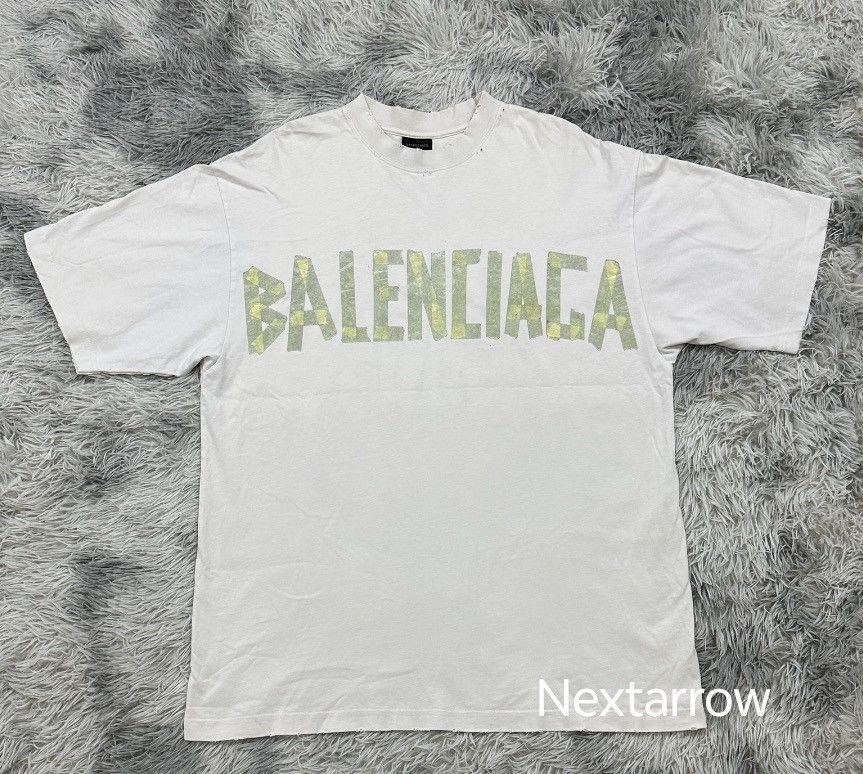 Balenciaga Balenciaga 24SS white tape embossed paper sh 2410-Nextarrow Size US L / EU 52-54 / 3 - 1 Thumbnail