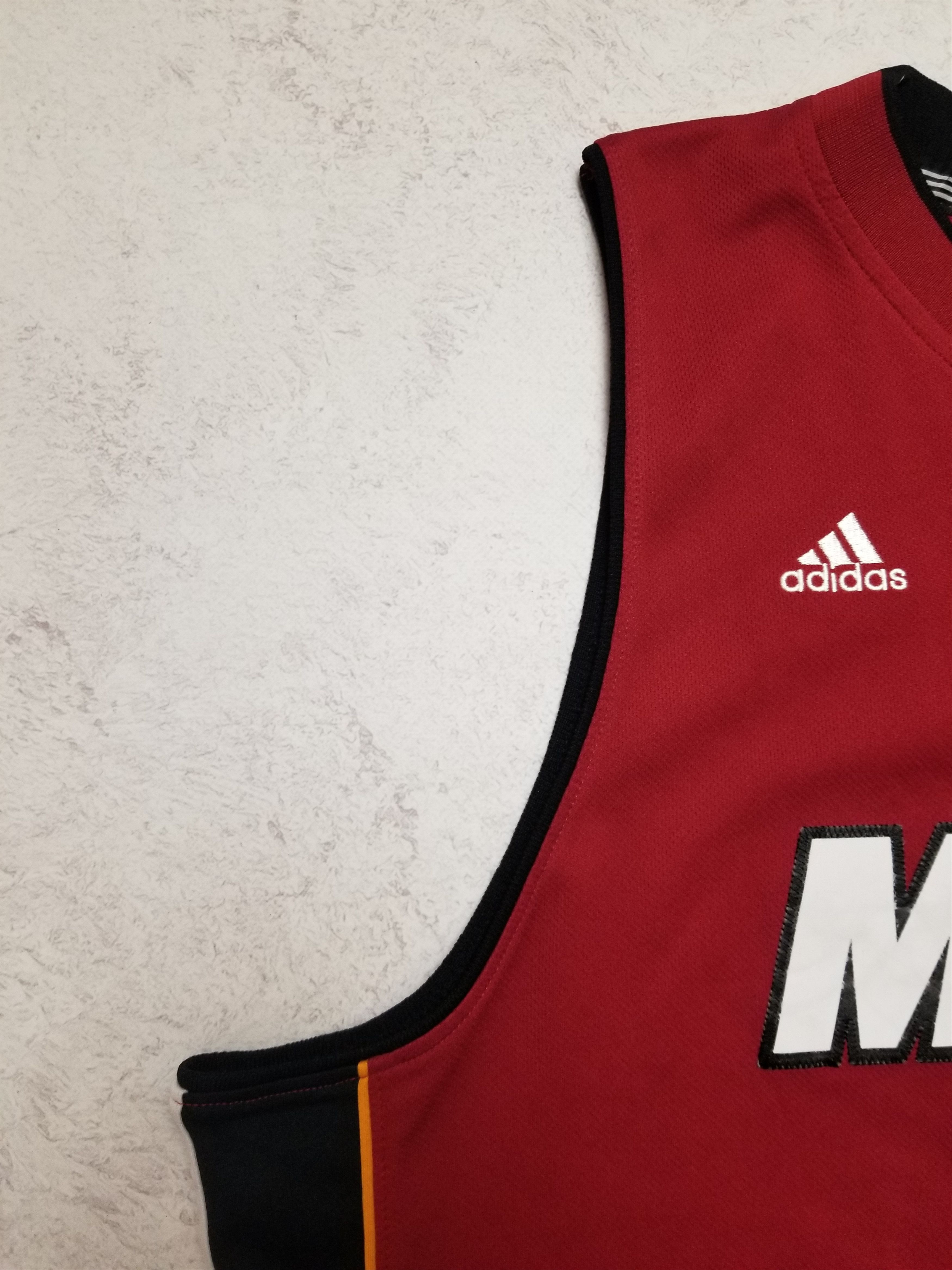 Adidas LeBron James #6 Miami Heat Adidas Jersey Swingman Size US XL / EU 56 / 4 - 17 Thumbnail