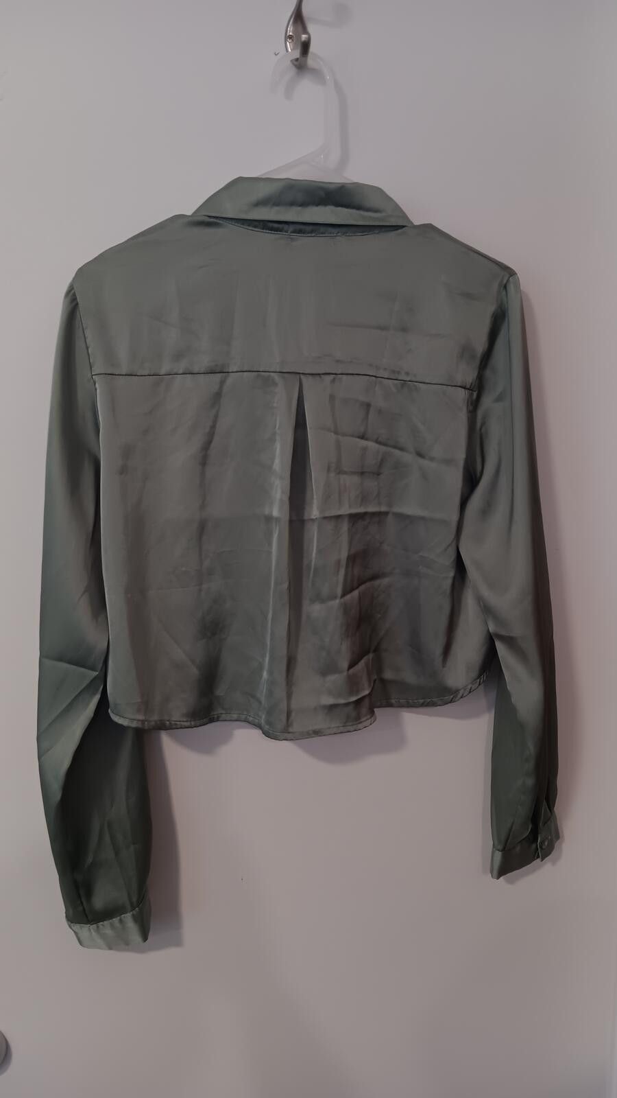 Other Luna Sage Green Satin Button-Up Blouse Size M / US 6-8 / IT 42-44 - 2 Thumbnail