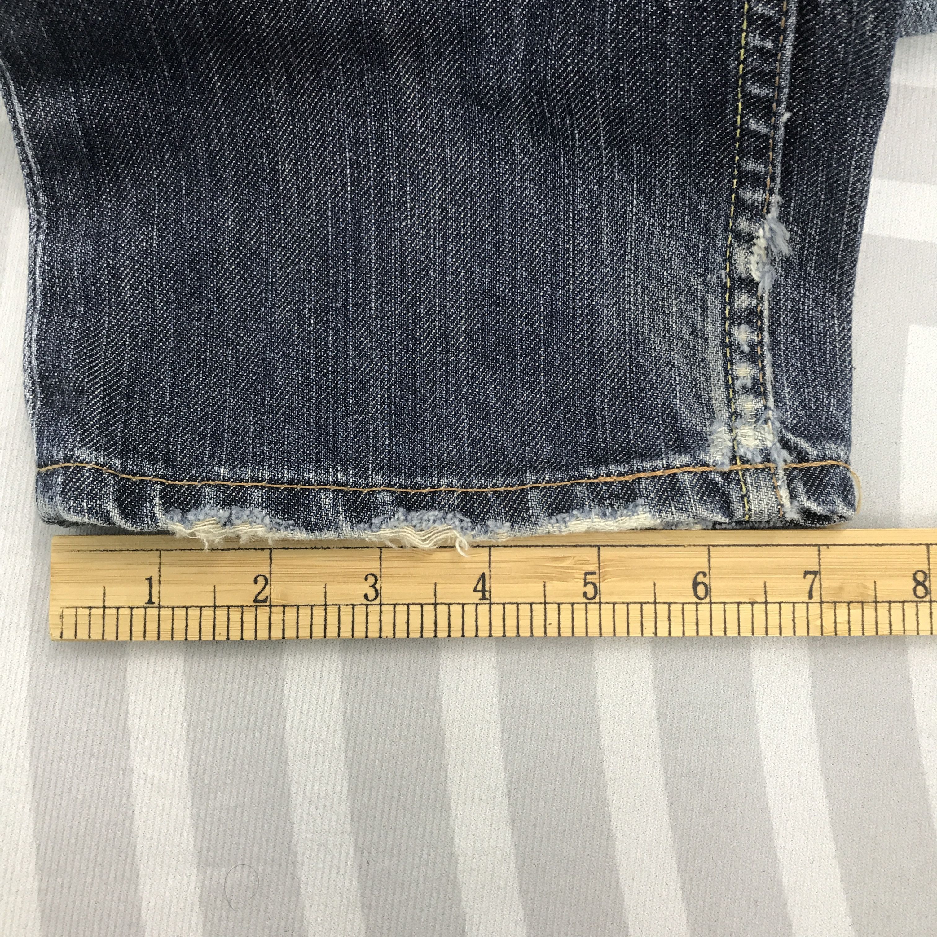 Levi's Vintage Levi's Distressed Denim Size US 31 - 11 Thumbnail