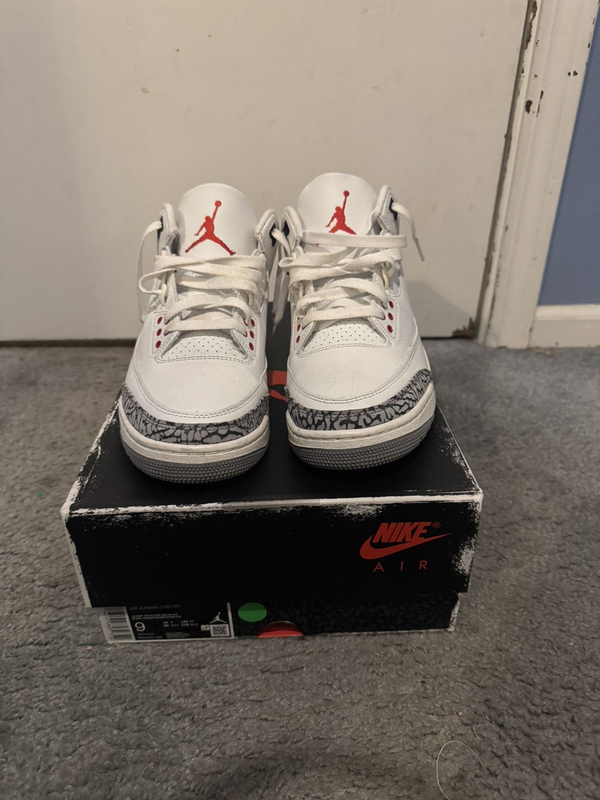 Jordan Brand Jordan Retro 3 White Cement Size US 9 / EU 42 - 2 Thumbnail