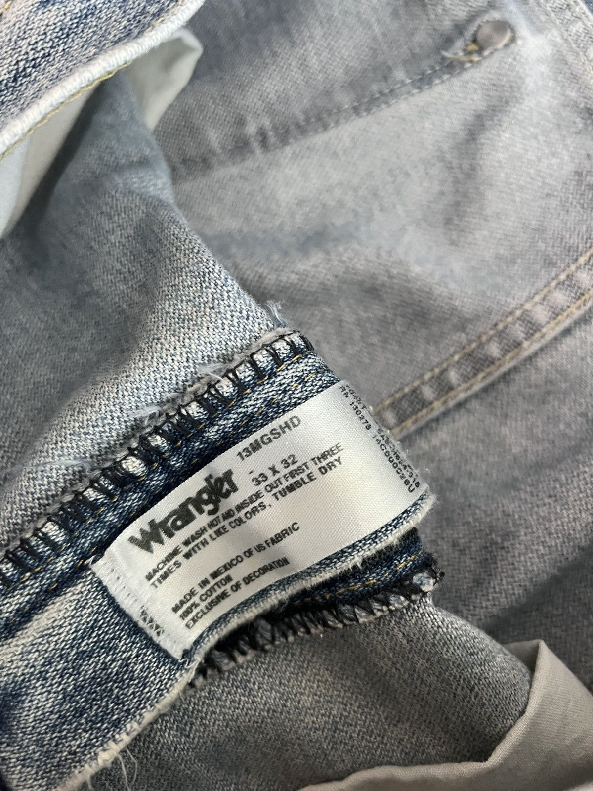 Wrangler Wrangler 13MGS Cowboy cut collection jeans. Size US 33 - 4 Thumbnail