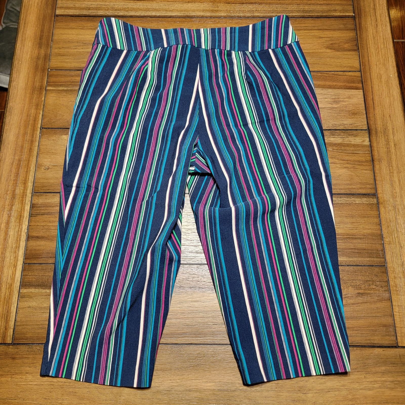 Other Terra & Sky Stripes Pull-On Capri w/ Front Pockets -ox (14W) Size 35" - 3 Thumbnail