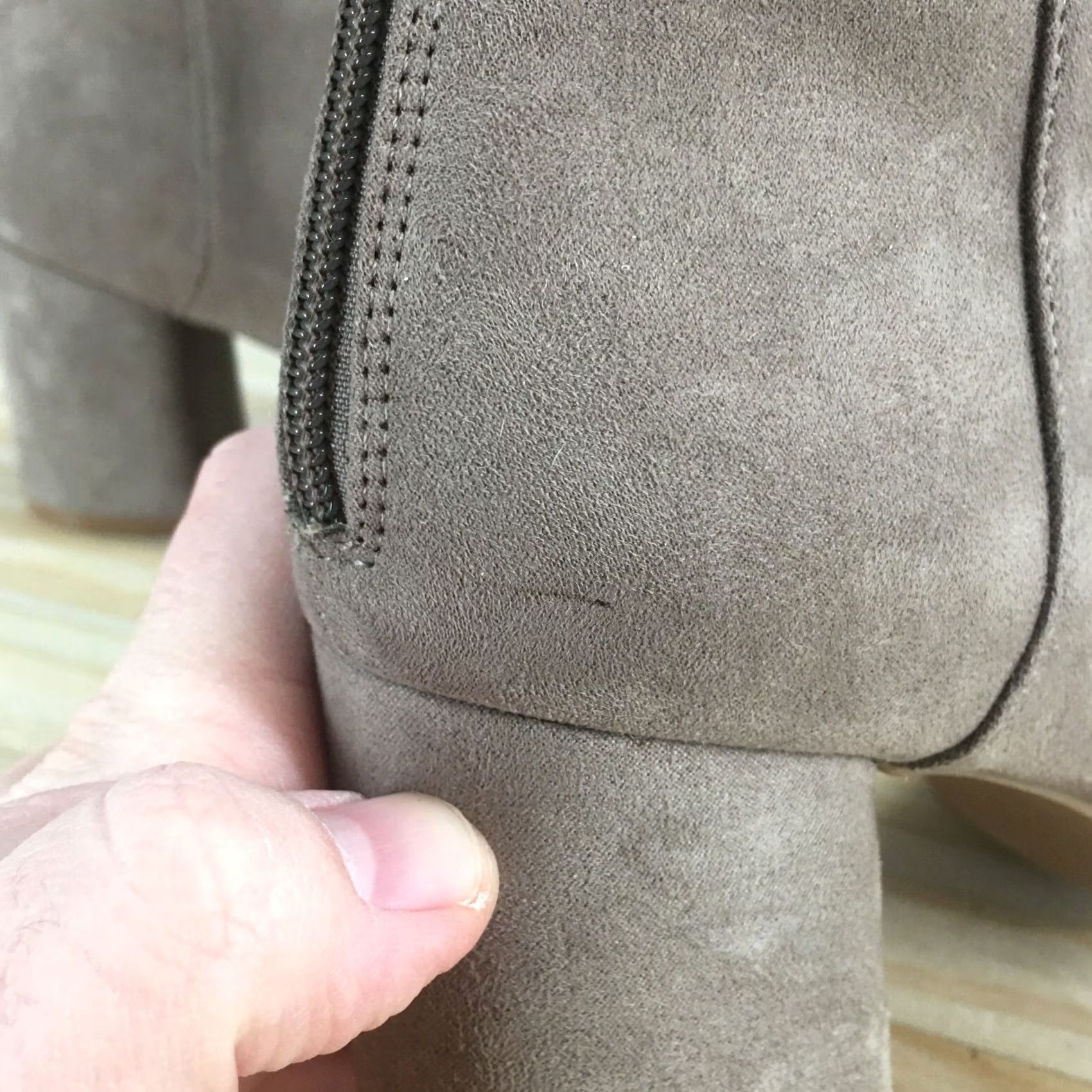 Old Navy Old Navy Boots Womens 9 Ankle Bootie Beige Casual Almond Toe Block Heels Comfort Shoes Size US 9 / IT 39 - 6 Thumbnail