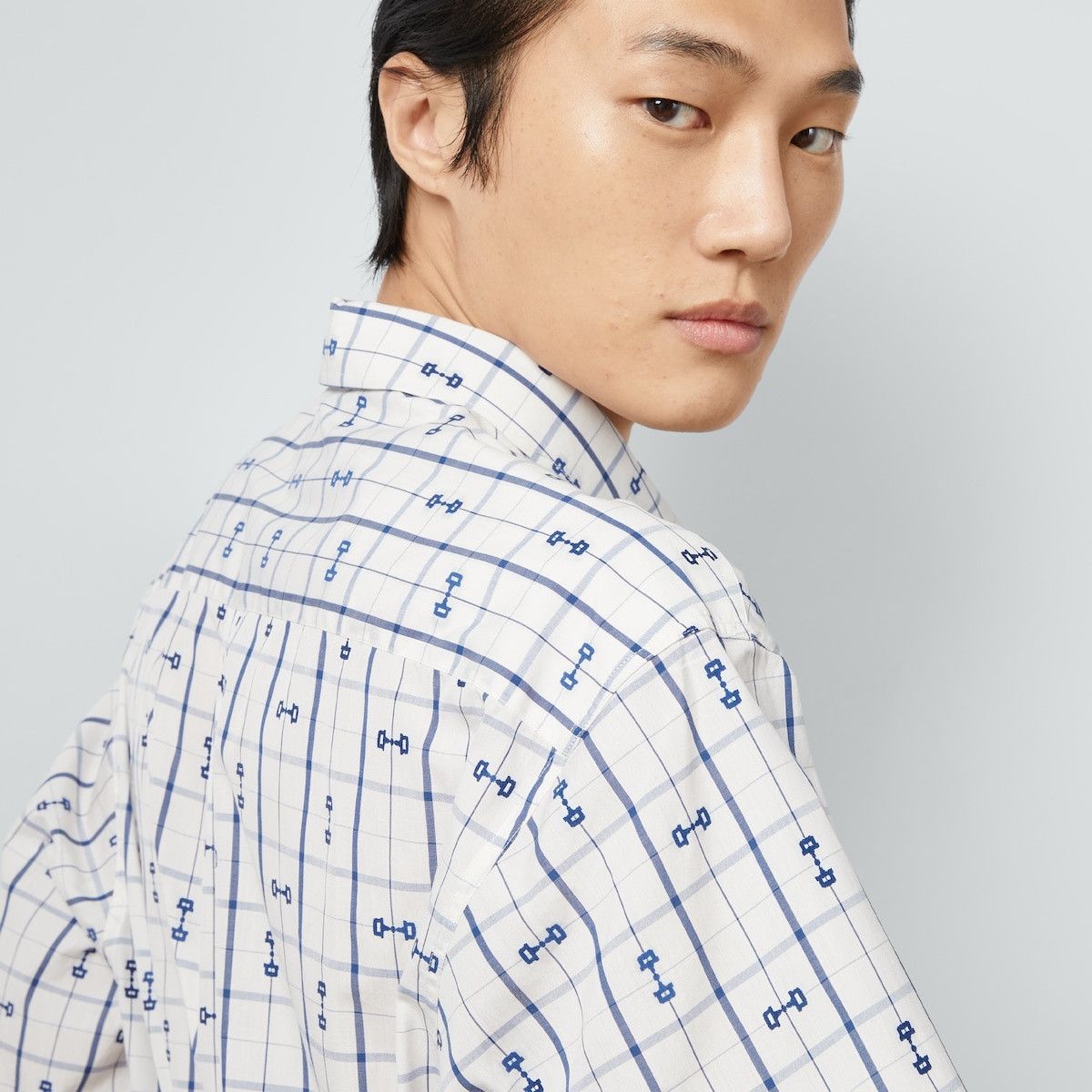 Gucci o1mt1gz0325 Horsebit Print Cotton Shirt in Ivory/Blue Size US L / EU 52-54 / 3 - 3 Thumbnail