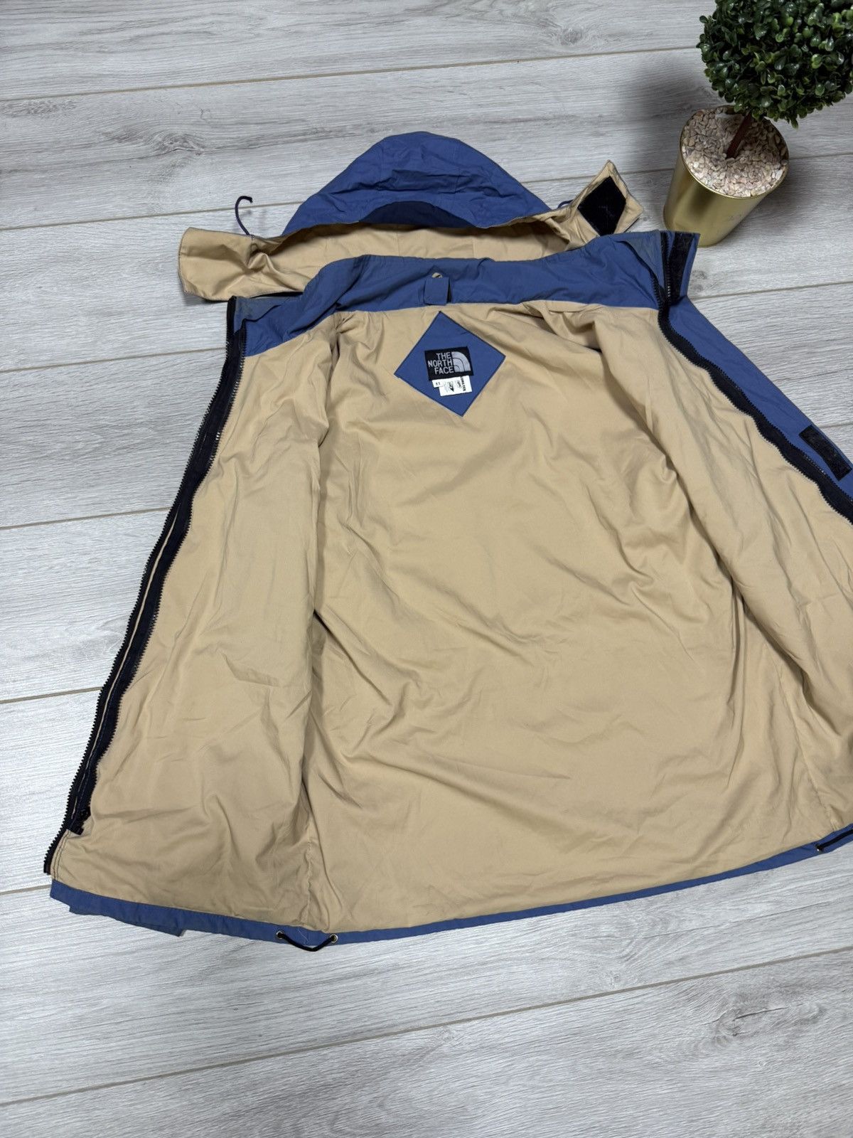 The North Face The North Face 2 in 1 Gore-Tex Mountain Light Vintage jacket Size US M / EU 48-50 / 2 - 10 Thumbnail