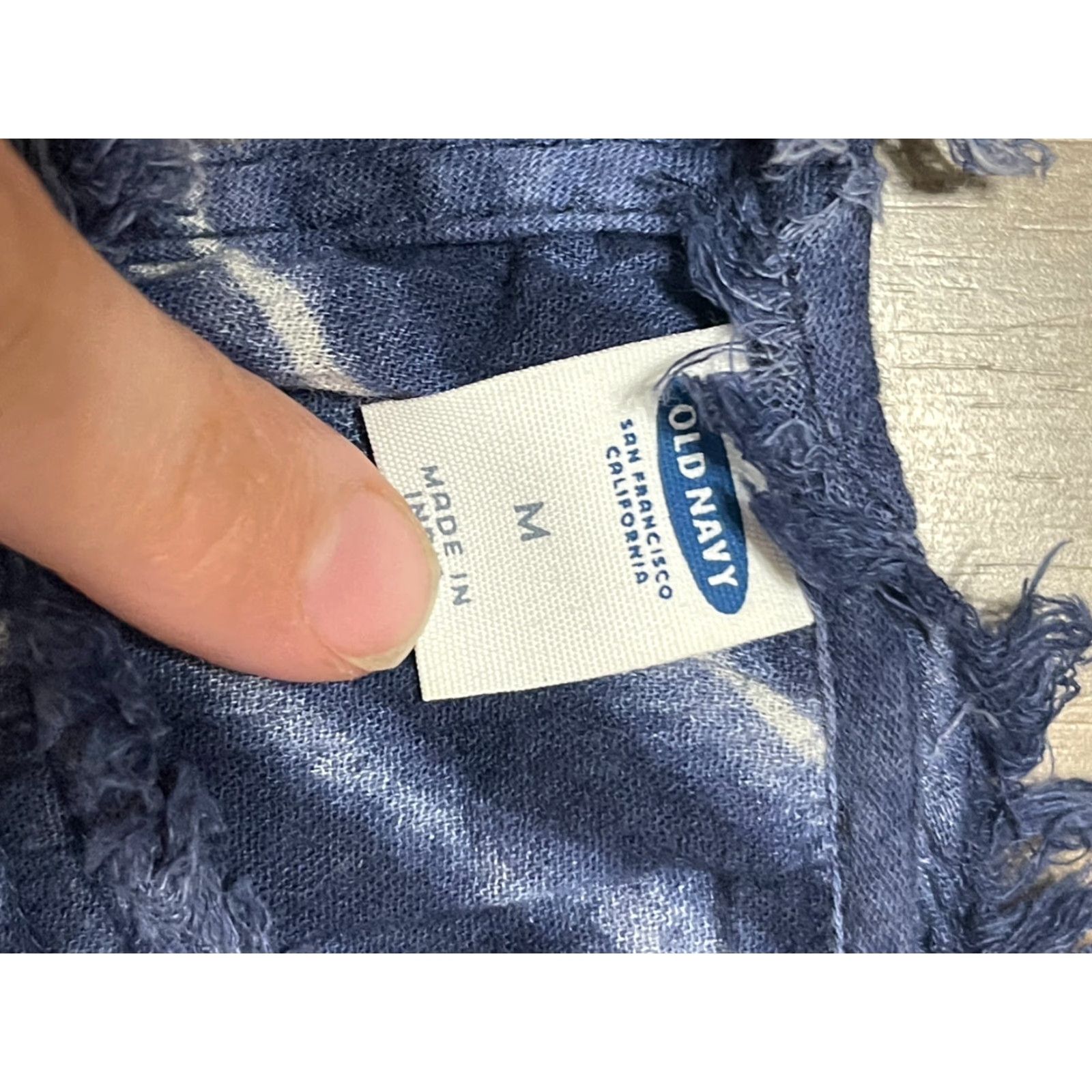 Old Navy Old Navy Tank Top Women M Navy Blue White Geo Print Casual Basic Shirt Size M / US 6-8 / IT 42-44 - 3 Thumbnail