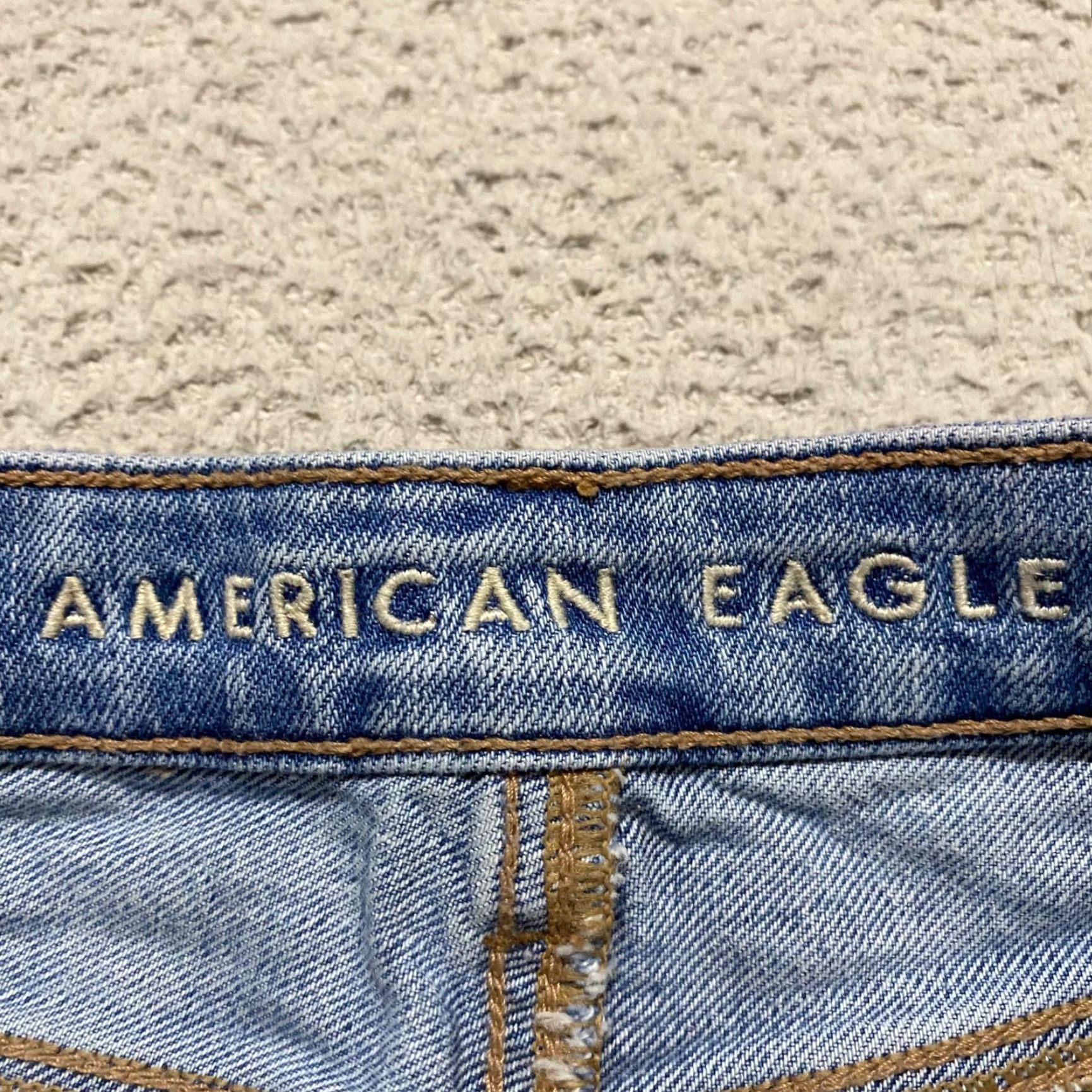 American Eagle Outfitters American Eagle Womens 00 Jean Shorts Blue Denim Distressed Baggy Mom Inseam 4" Size 24" / US 00 / IT 34 - 3 Thumbnail