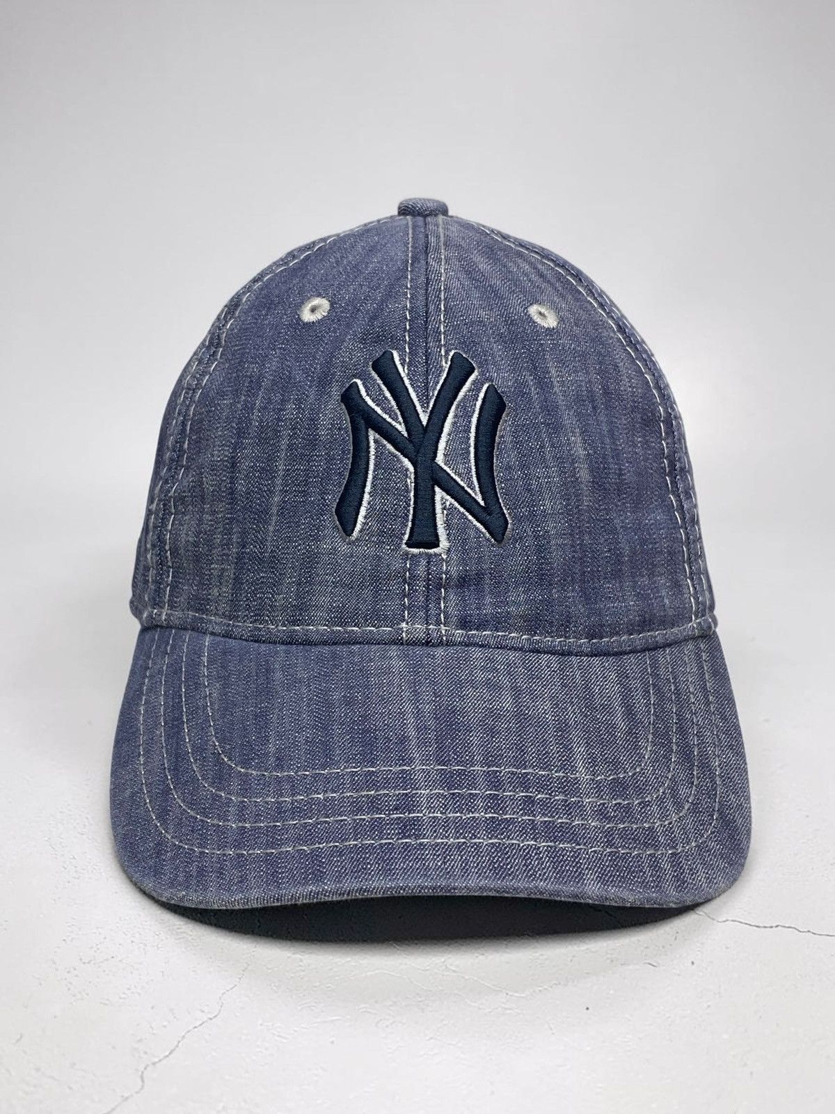 New York Yankees Vintage 90s New York Yankees Denim Cap SnapBack y2k Size ONE SIZE - 1 Thumbnail