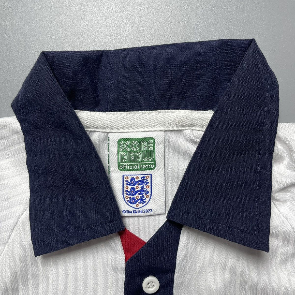 Umbro ENGLAND SOCCER DRAW 1998 WORLD CUP FOOTBALL HOME JERSEY Size US S / EU 44-46 / 1 - 4 Thumbnail