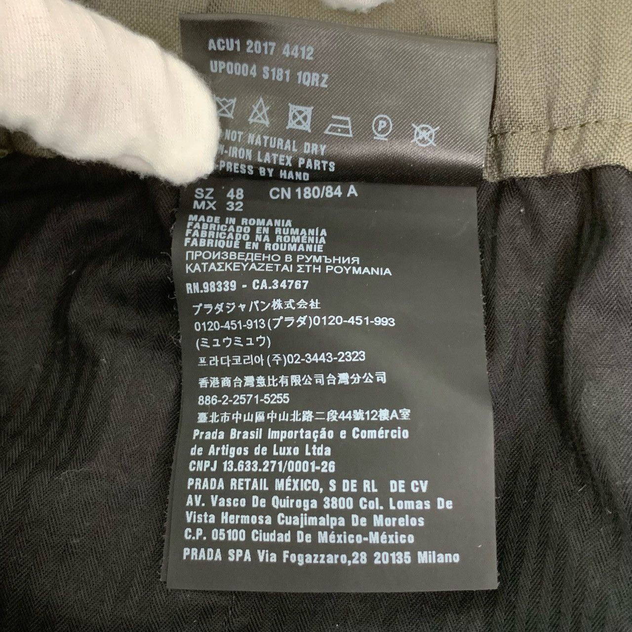 Prada Prada Pants Colorblock Logo Velcro Joggers (Size 48) Size US 32 / EU 48 - 4 Thumbnail