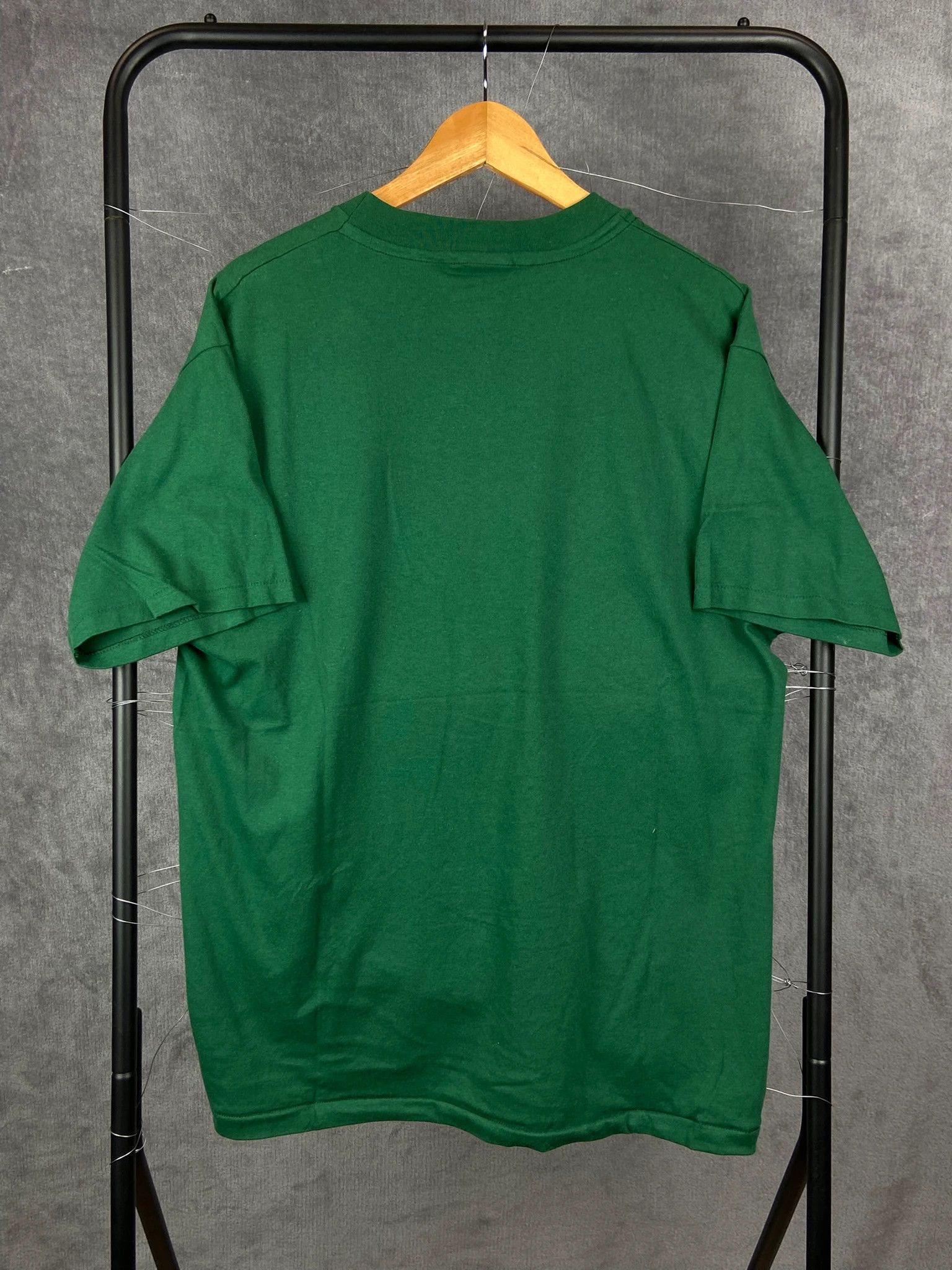 Hanes Hanes Outer Banks North Carolina green surf tee L Size US L / EU 52-54 / 3 - 4 Thumbnail