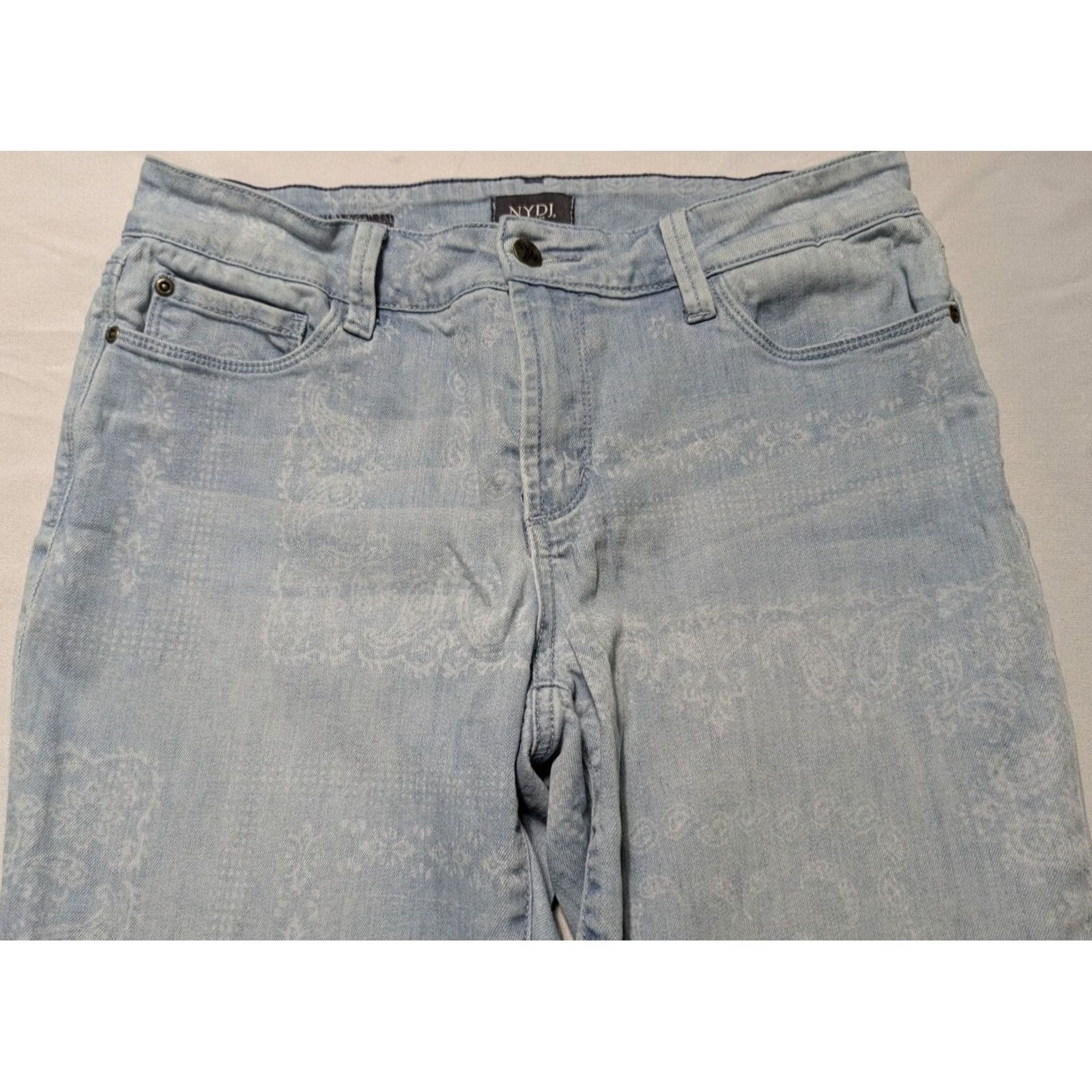 NYDJ NYDJ RELAXED LIFT X TUCK TECHNOLOGY Jeans Women 6 Blue Paisley Cuffed Ankle Denim 5-Pocket Style Size 28" / US 6 / IT 42 - 3 Thumbnail