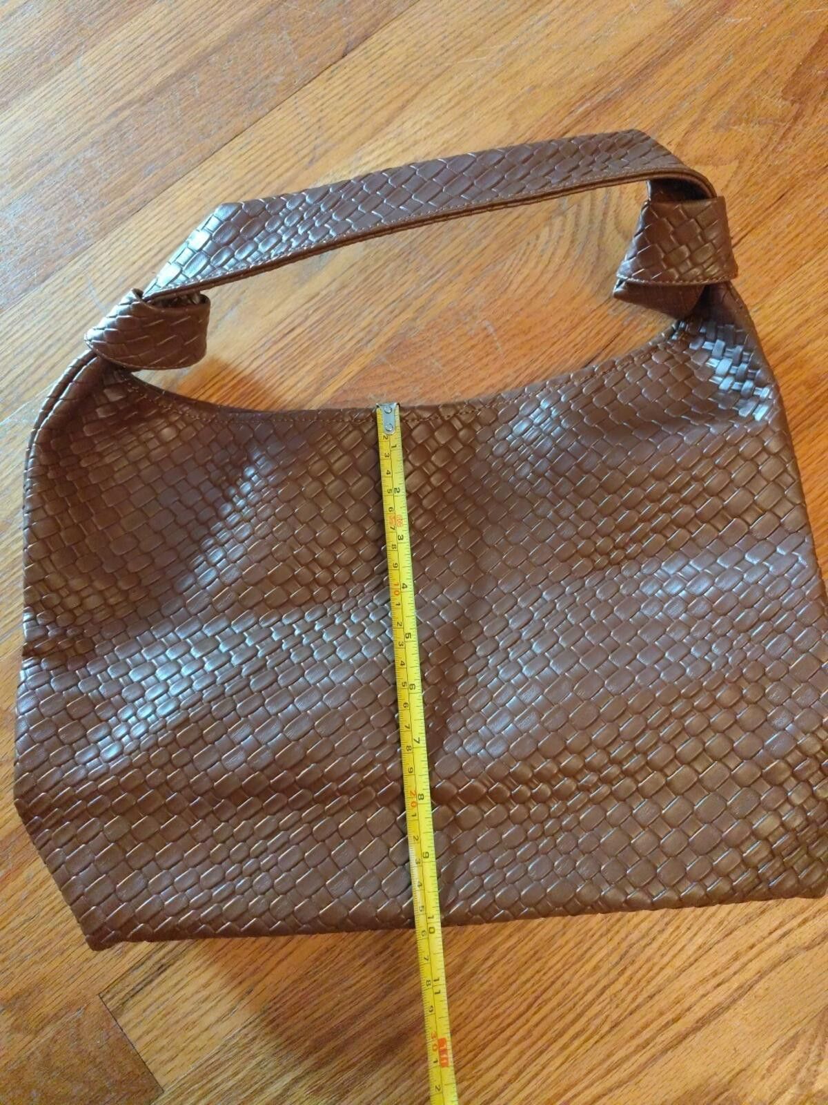 The Unbranded Brand Brown Women Leather Woven Bag Size ONE SIZE - 9 Thumbnail
