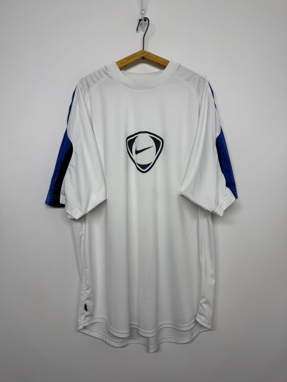 Nike Vintage Nike Football Template Big Logo Shirt Size US XL / EU 56 / 4 - 4 Thumbnail