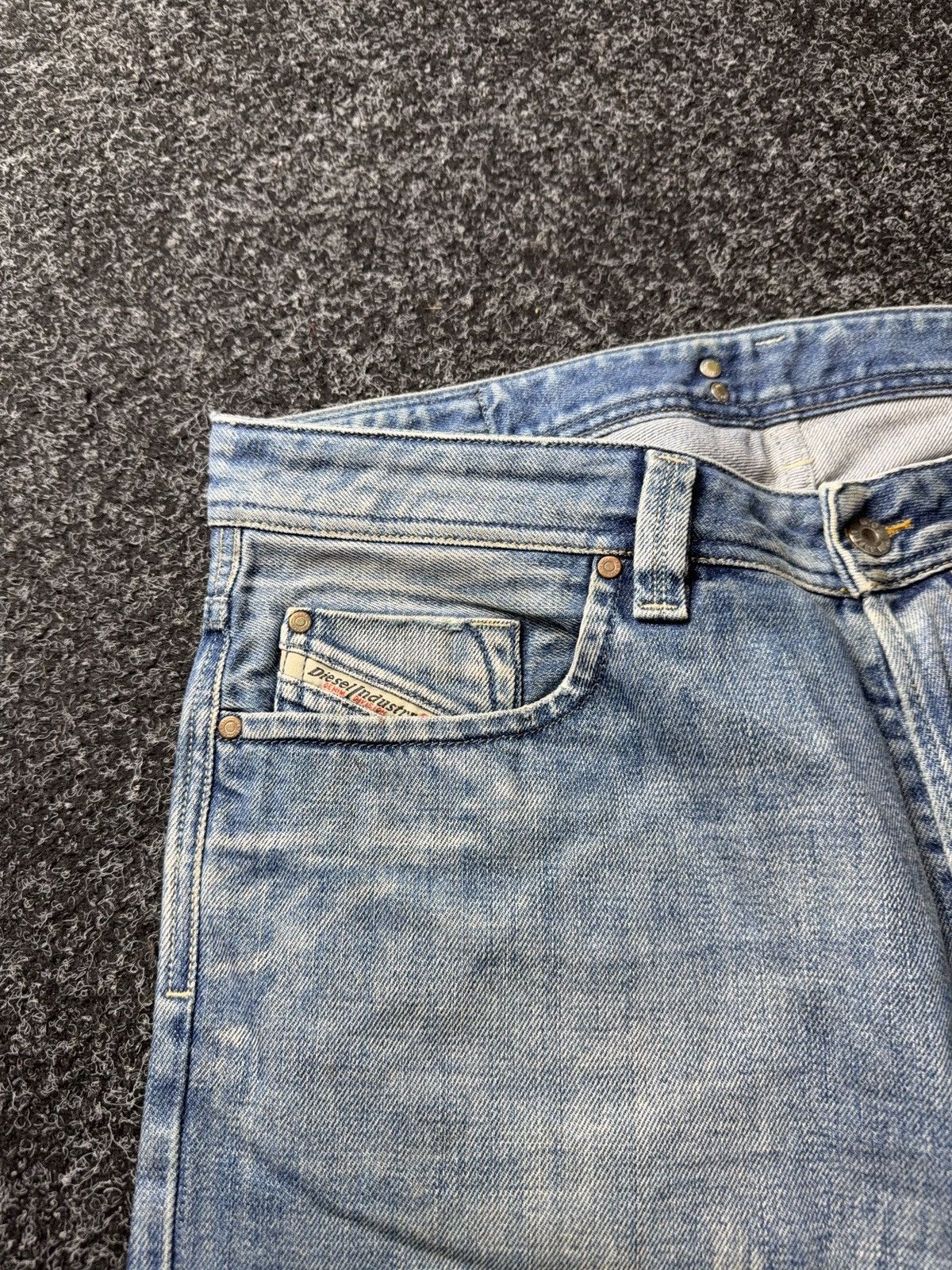 Diesel Luxury 00s Y2K Dirty Diesel Larkee Straight Leg Faded Jeans Size US 34 / EU 50 - 10 Thumbnail