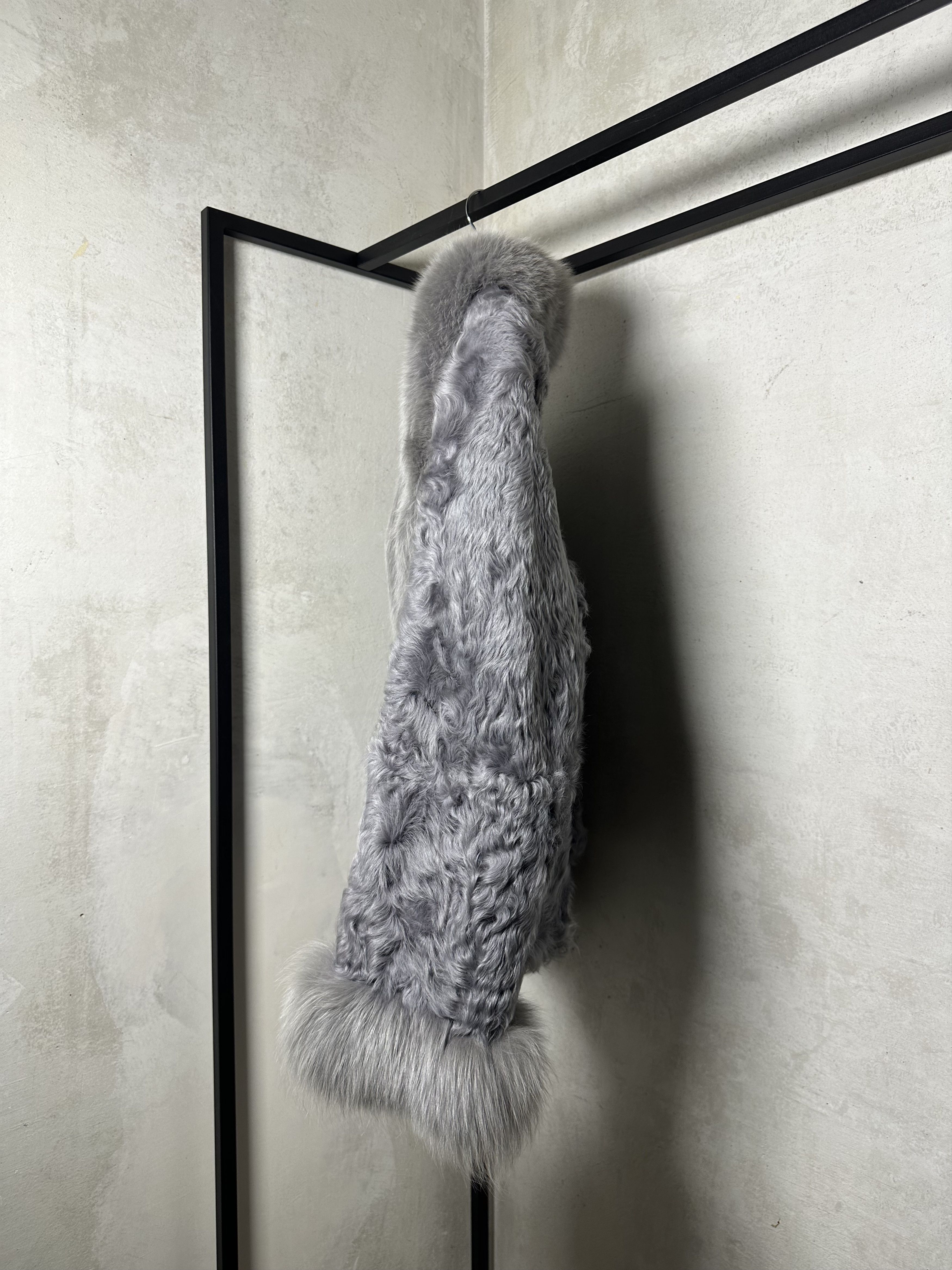 Bare Fox Winter Fur Sapphire Goat Top With Fox Collar Size M / US 6-8 / IT 42-44 - 3 Thumbnail