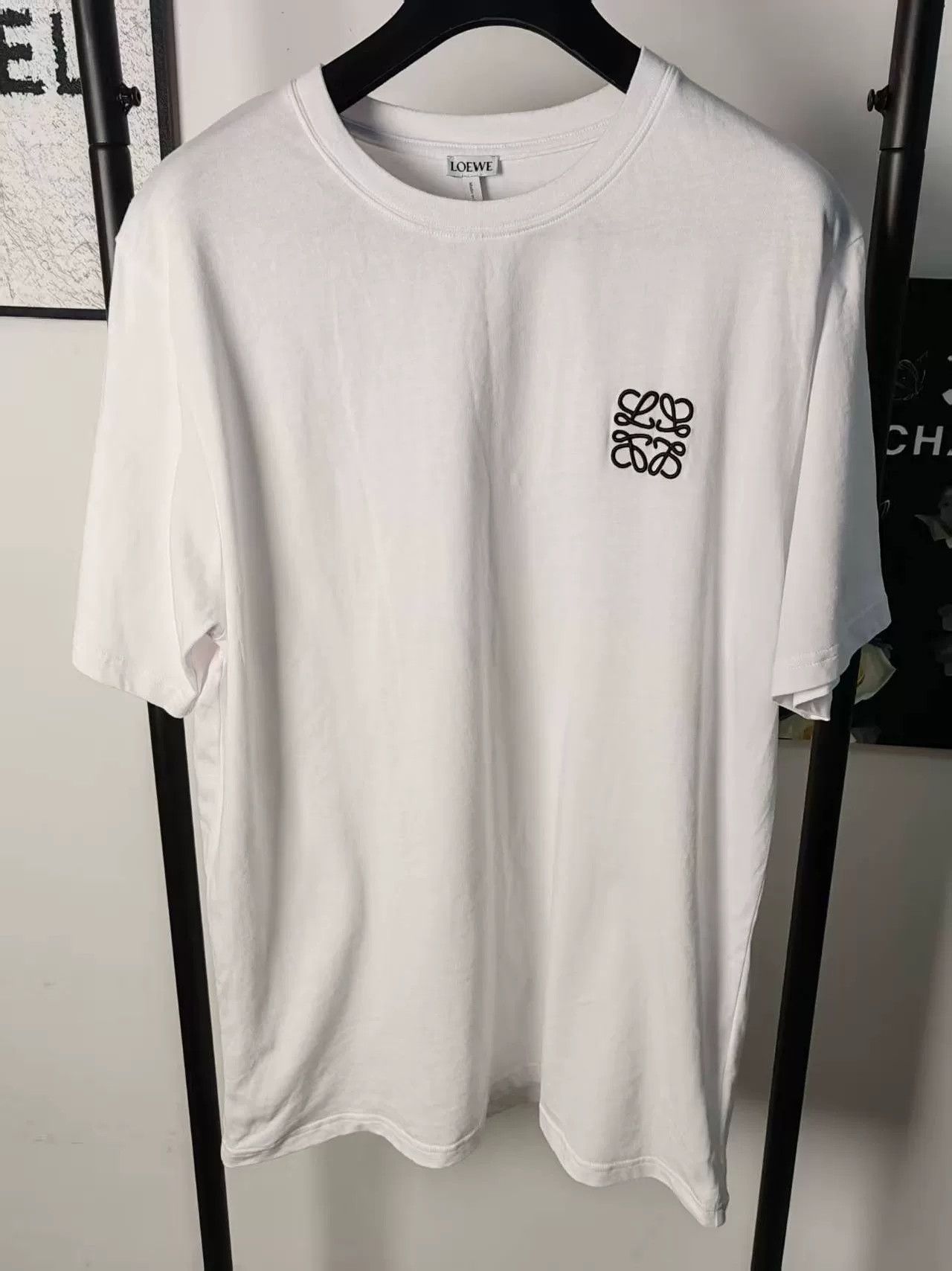 Loewe Loewe Logo Embroidered Short Sleeve Shirt Size US M / EU 48-50 / 2 - 1 Thumbnail