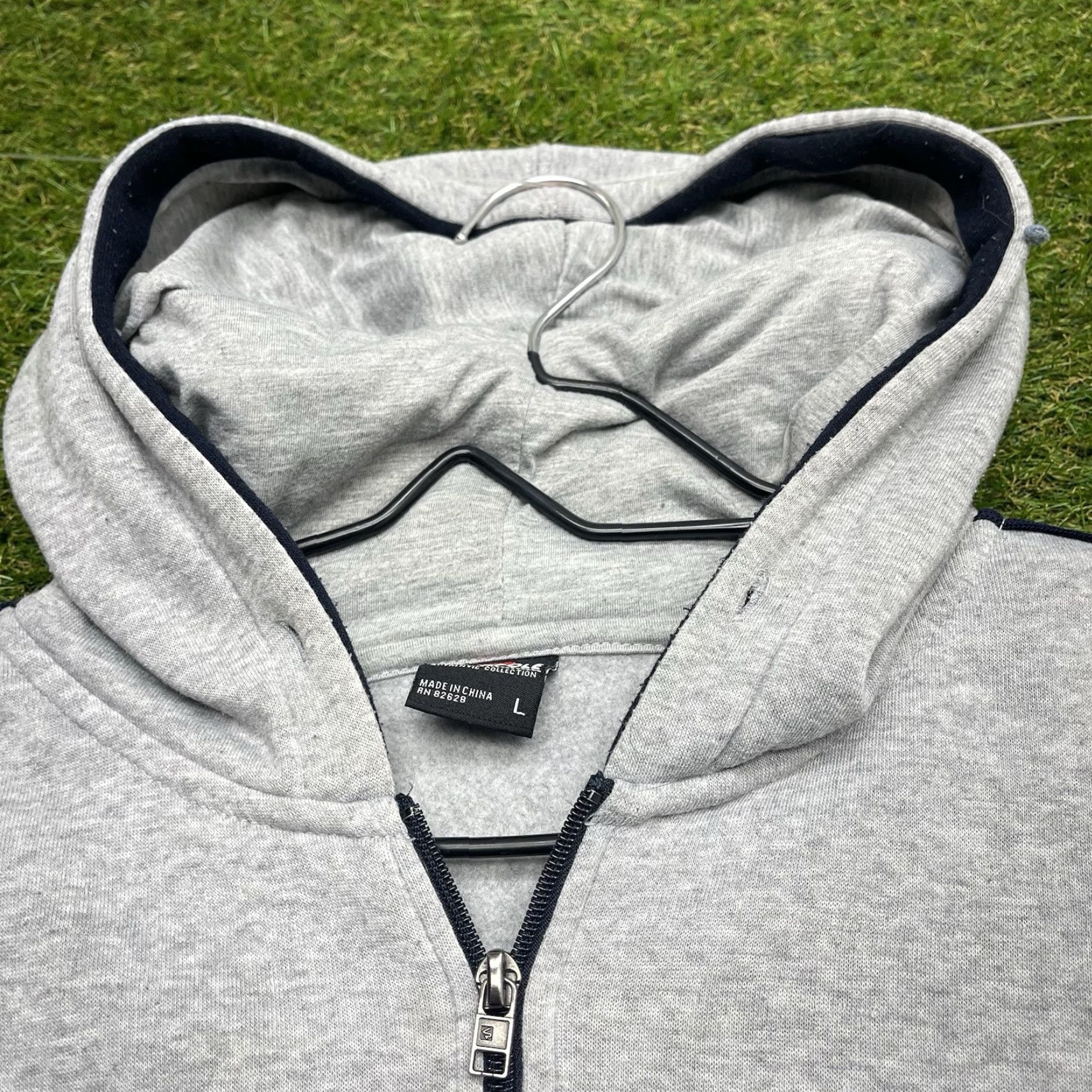 Southpole VINTAGE SouthPole Hoodie Men’s Large 2000s Embroidered Full Zip Sweatshirt Gray 90s Grunge Hip Hop Mens L Size US L / EU 52-54 / 3 - 3 Thumbnail