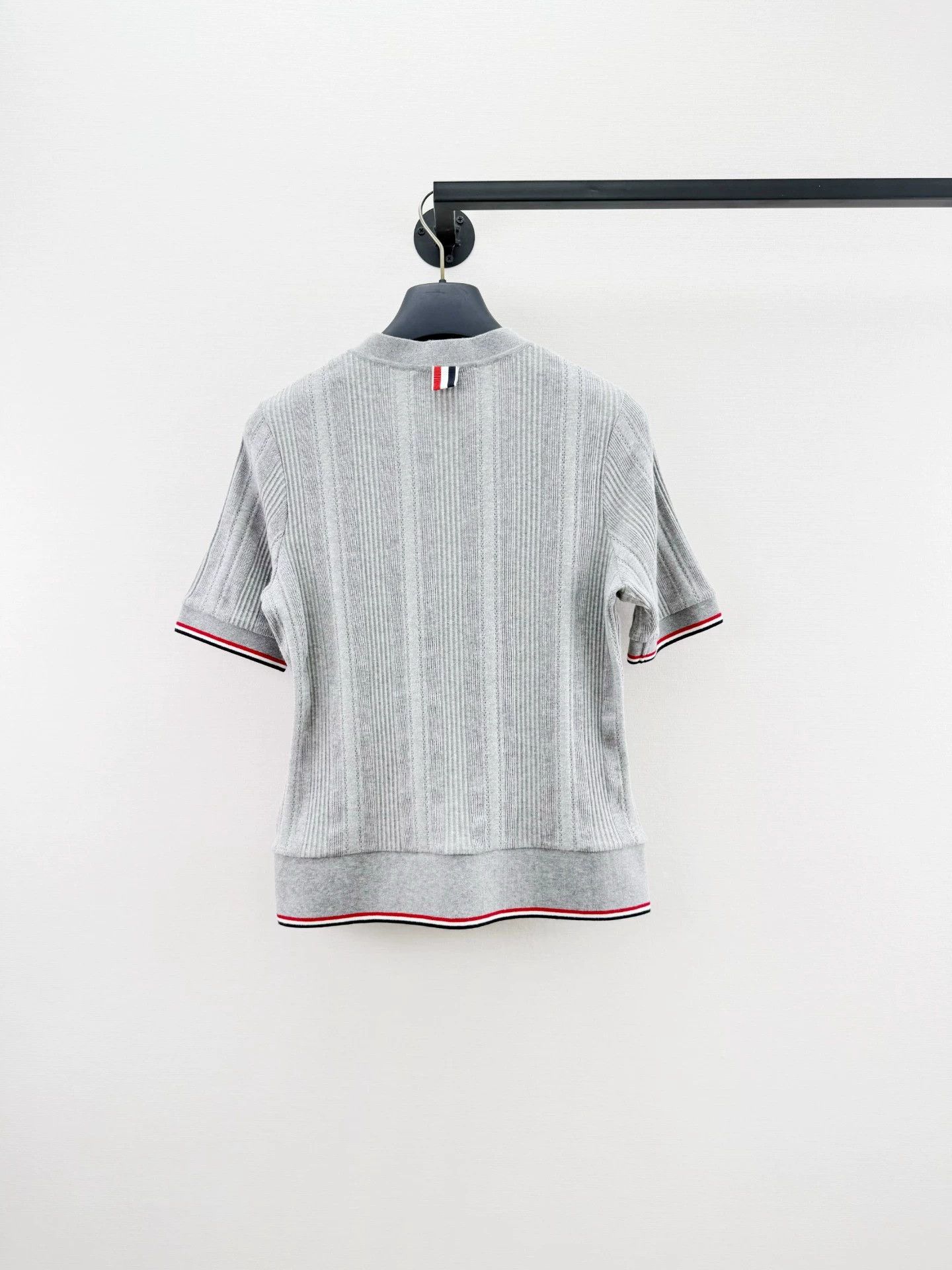 Thom Browne Tb Short Sleeve 42 - Almost New in Gray, Women's — image 6 of 6