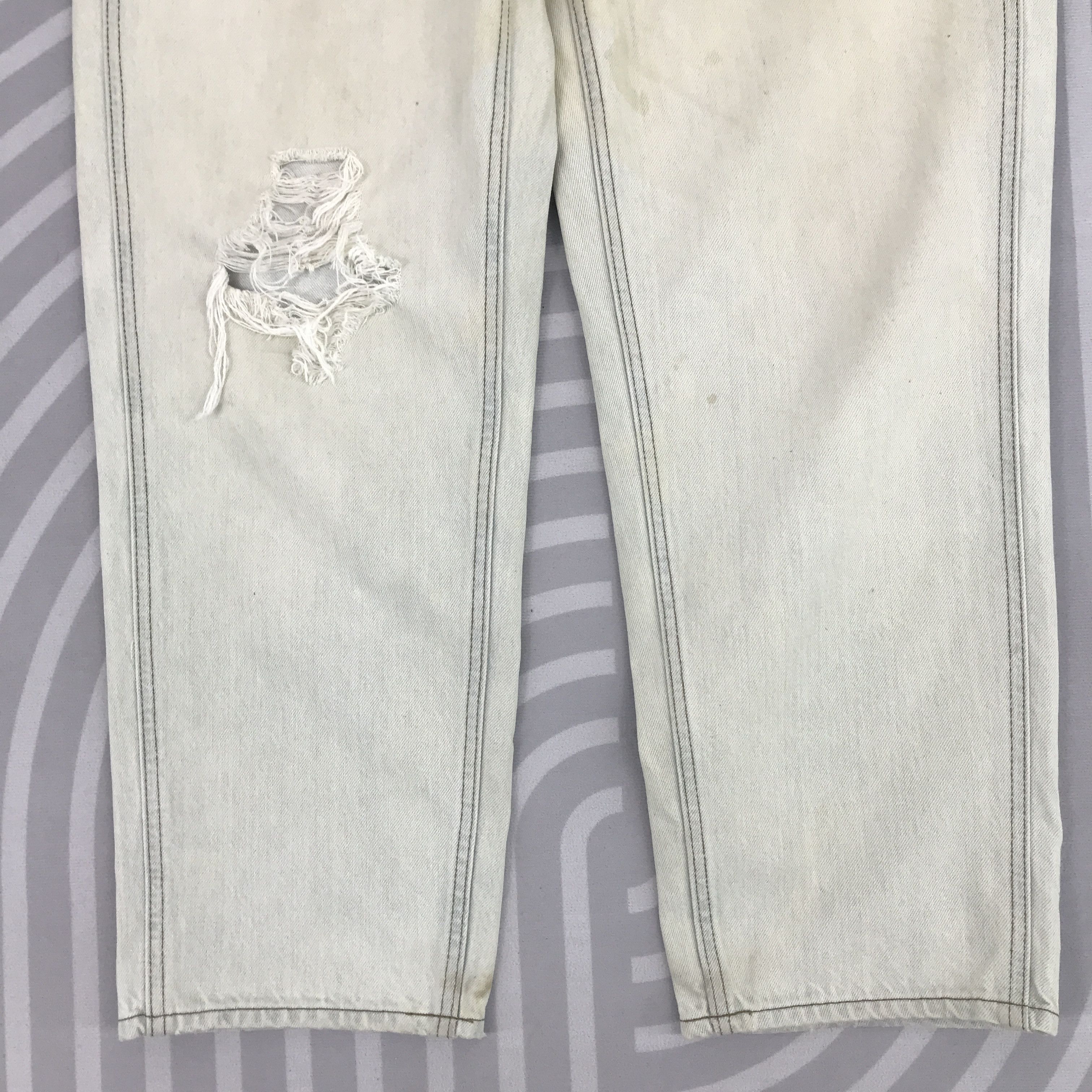 Christophe Lemaire × Uniqlo Vtg Lemaire x Uniqlo Distressed Denim light wash design Size US 30 / EU 46 - 3 Thumbnail