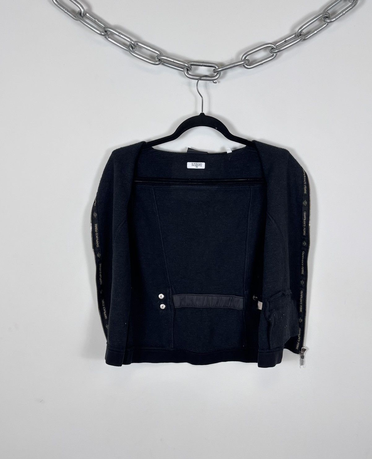 Gianfranco Ferre Vintage Gianfranco Ferre Golf Women’s Black Full Zip Vest Size M / US 6-8 / IT 42-44 - 12 Thumbnail