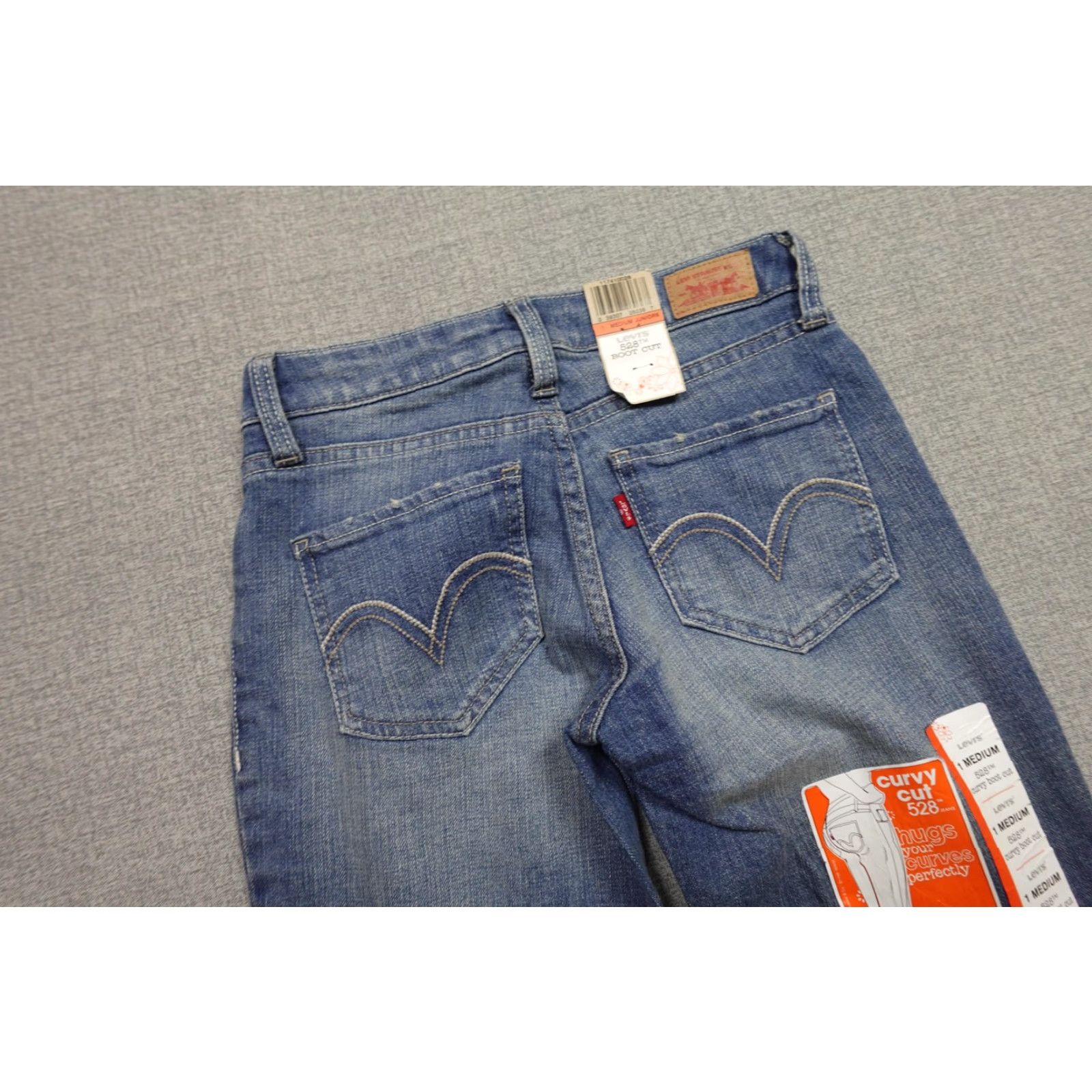 Levi's Levi's 528 Boot Cut Jeans Juniors 1M Blue Medium Wash Curvy Stretch Denim Jeans 5-Pocket Zipper Fly Size 25" / US 0 / IT 36 - 2 Thumbnail