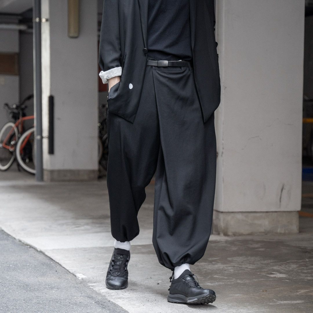 Yohji Yamamoto Yohji Yamamoto Pour Homme - W/GABARDINE Left Tuck Pant Size US 30 / EU 46 - 14 Thumbnail