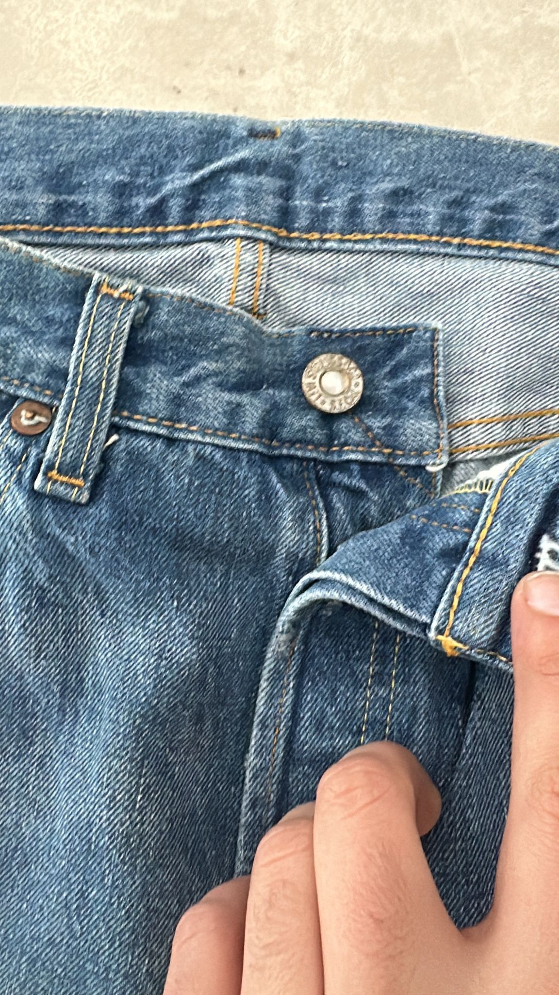 Levi's Vintage Clothing LVC Levi's Vintage Clothing 1955 501XX BigE Selvedge Jeans Size US 34 / EU 50 - 6 Thumbnail