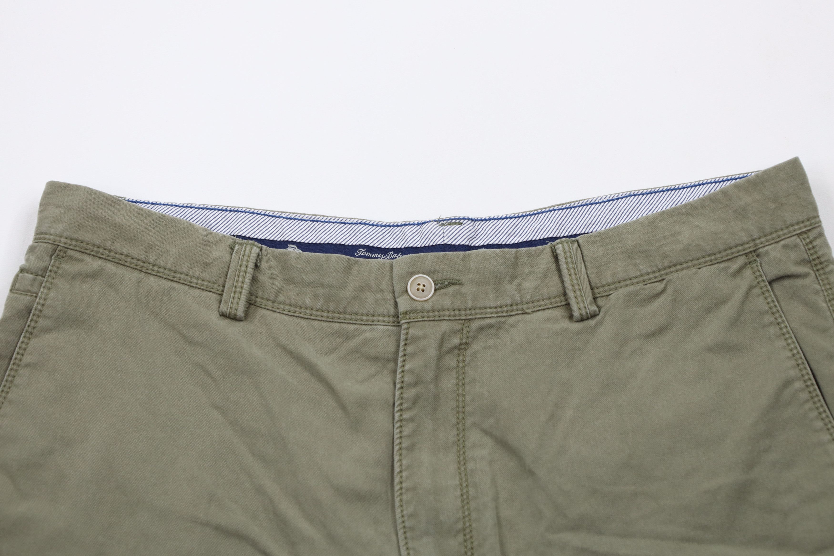 Tommy Bahama × Vintage Vintage Y2K Tommy Bahama Knee Golfing Chino Shorts Green Size US 34 / EU 50 - 2 Thumbnail