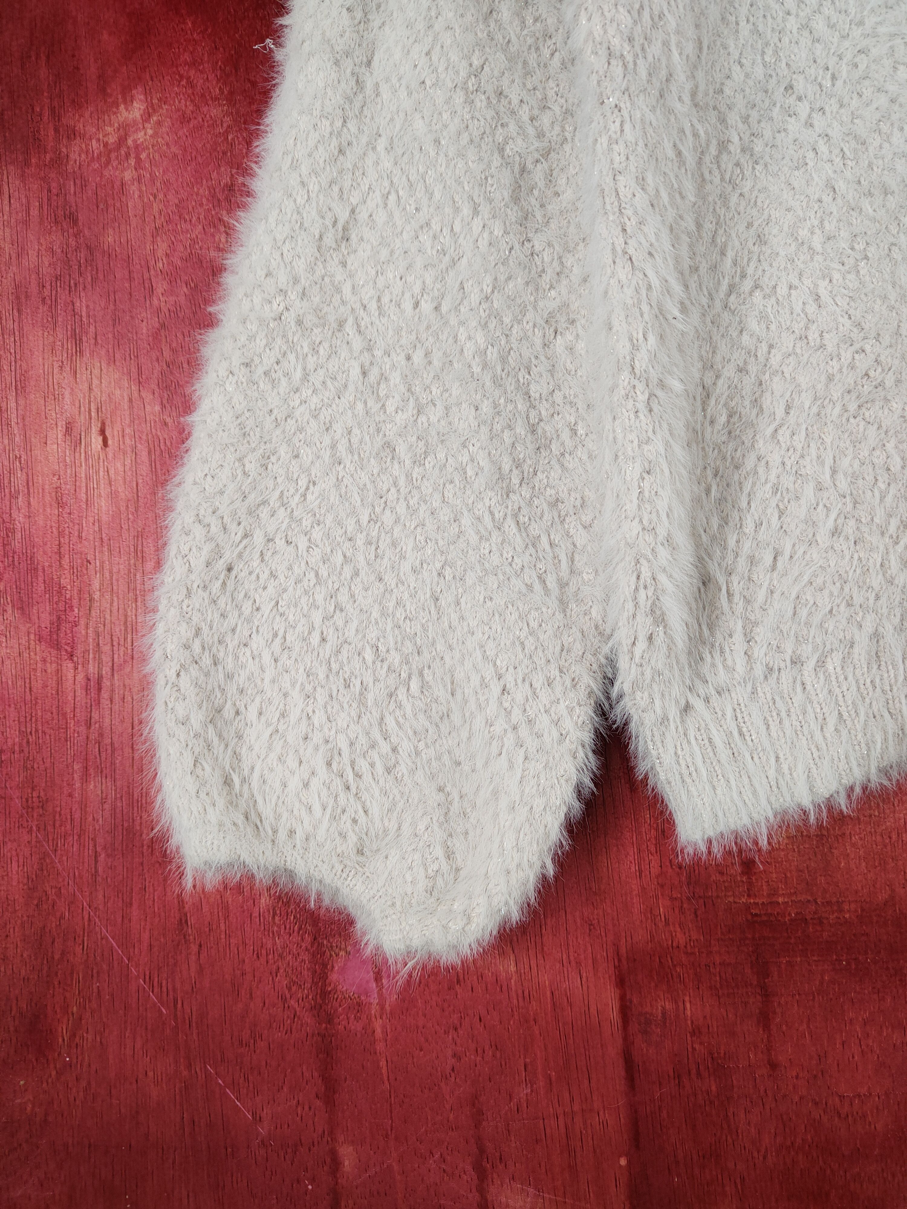 Homespun Knitwear Chip Clip Sweet Ivory Fur Mohair Knitwear #S1267 Size XS / US 0-2 / IT 36-38 - 4 Thumbnail